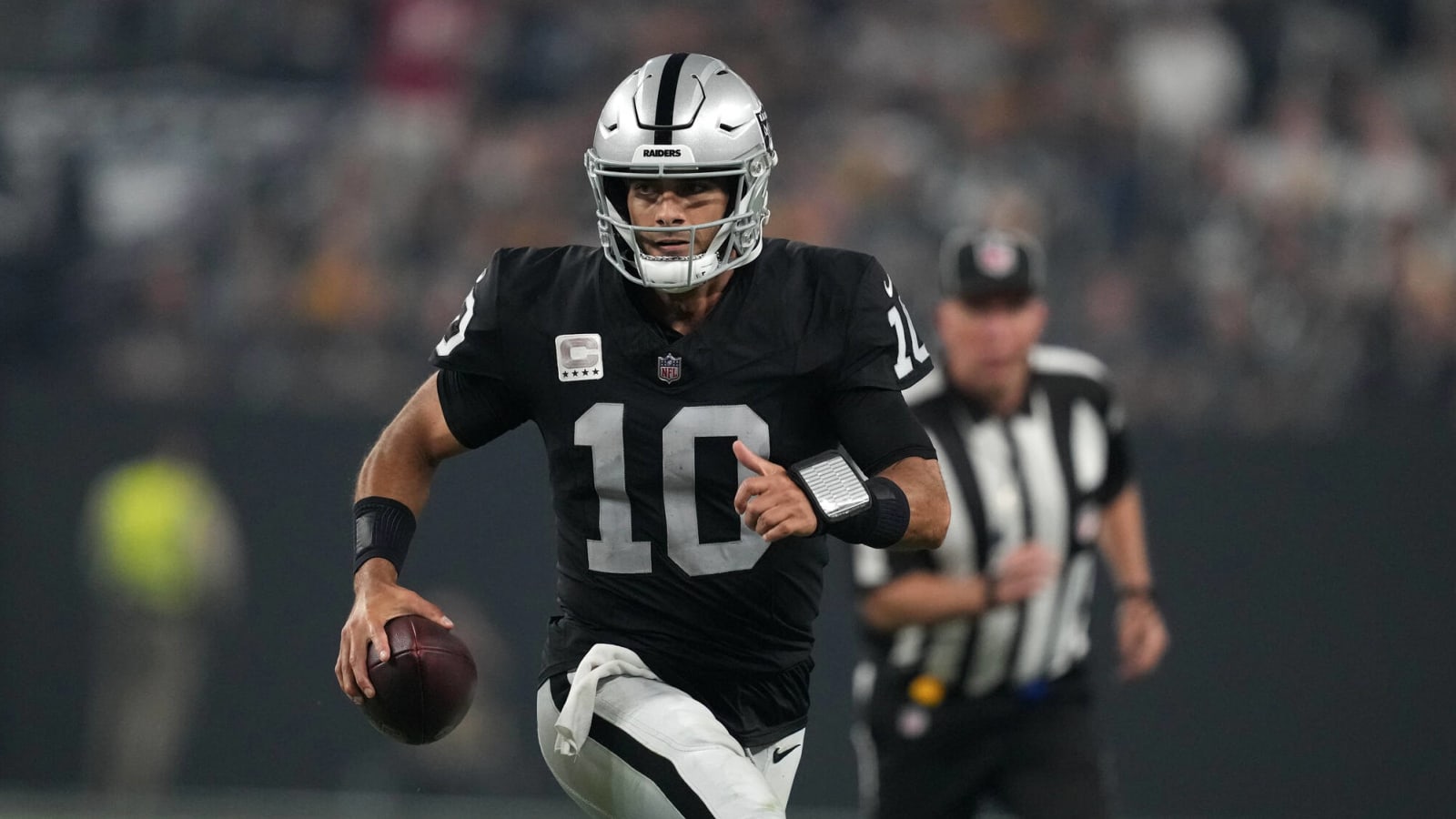 Las Vegas Raiders Reveal Brutal Update For Jimmy Garoppolo Injury