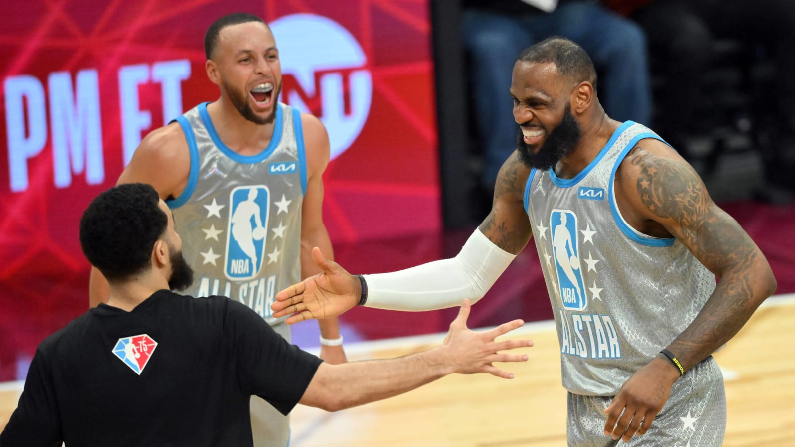 LeBron James reveals he'd love to play with Stephen Curry