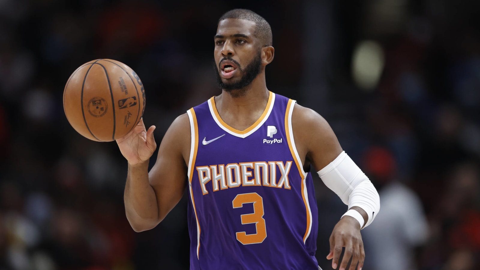 Chris Paul to undergo MRI on injured right hand