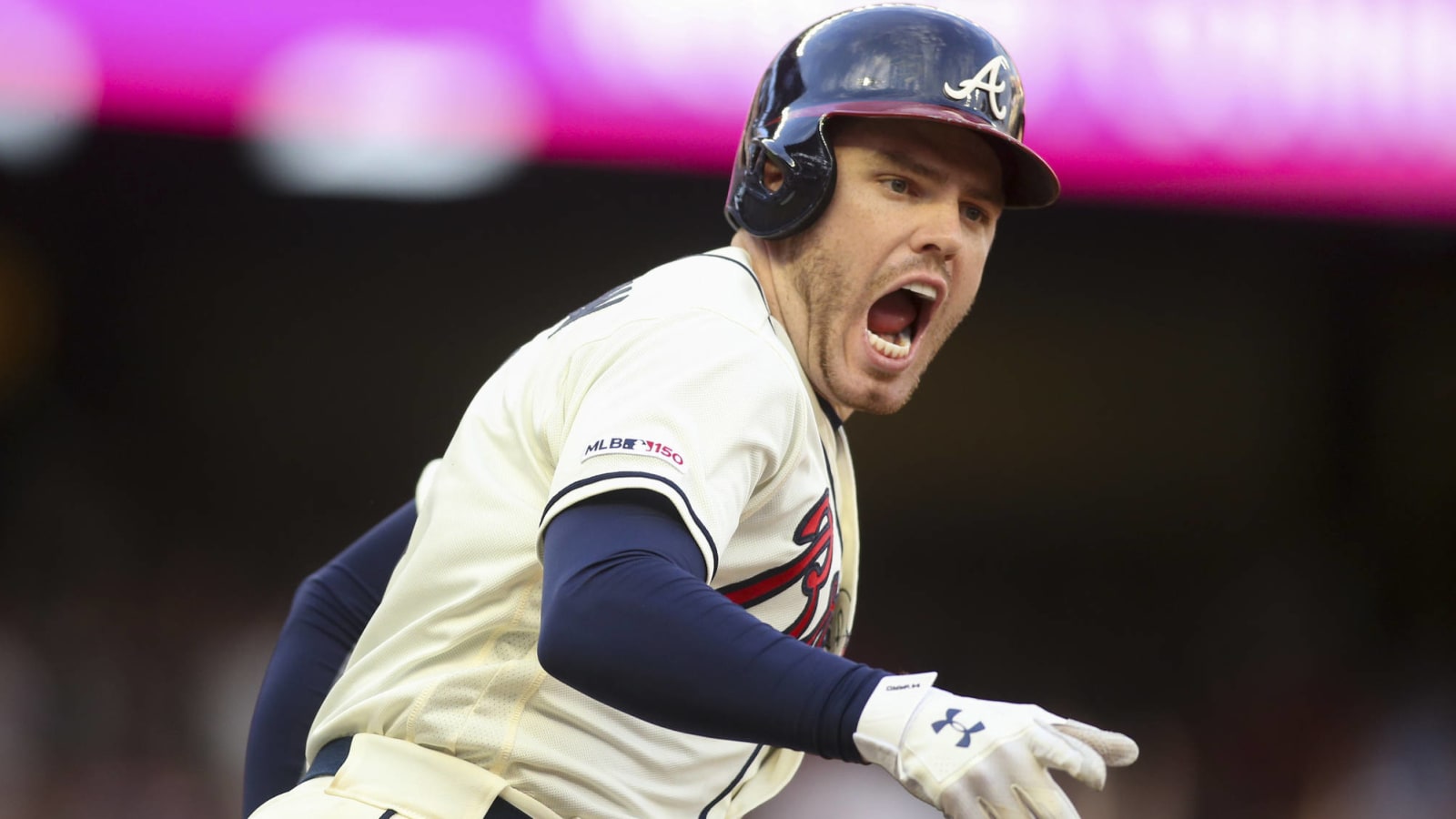 Freddie Freeman has interesting way to test bone spur in elbow