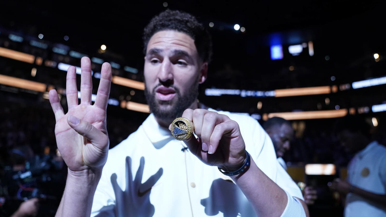 Warriors hold ring ceremony ahead of Opening Night matchup