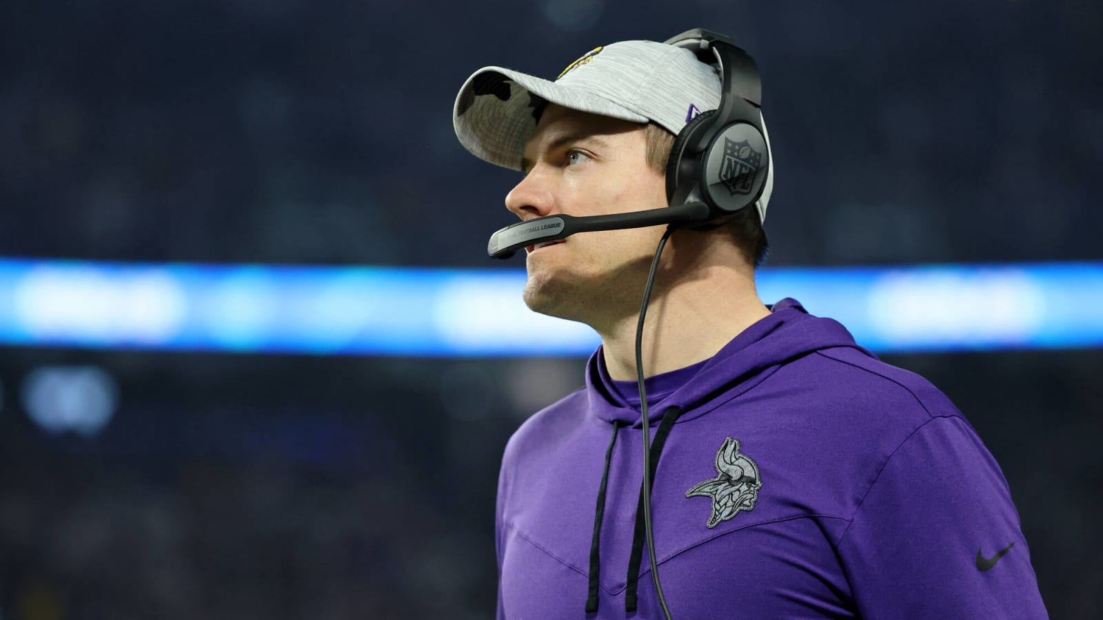 Vikings HC remains noncommittal on star's future