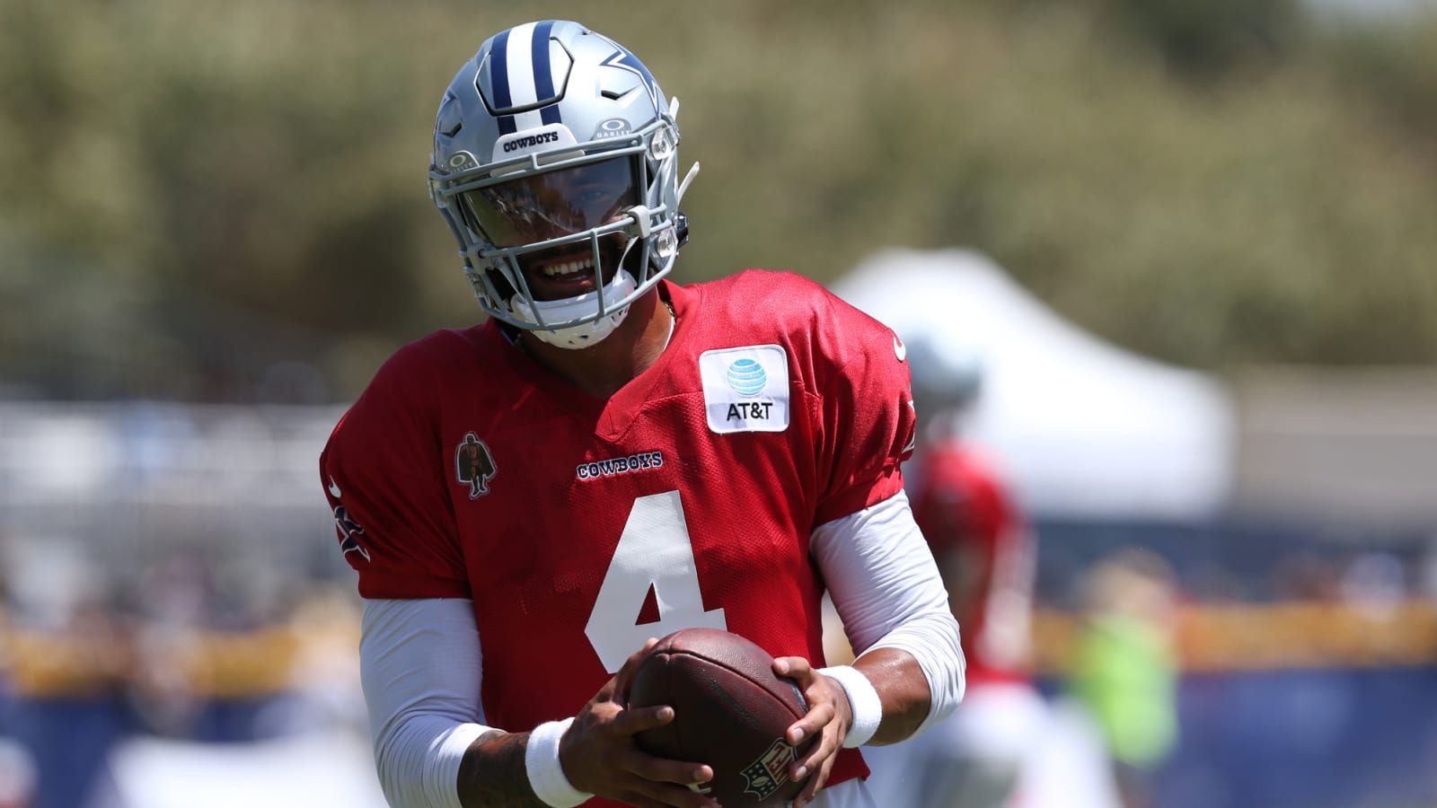 Analyst thinks Cowboys should 'cap' offer to Dak Prescott at this number