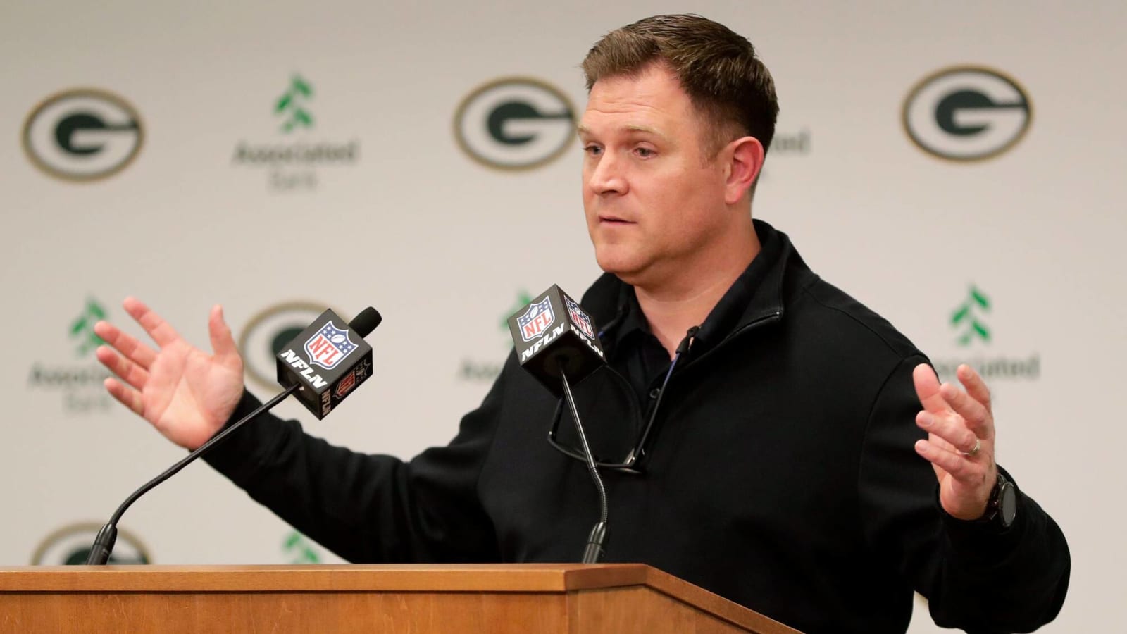 Packers extend GM Brian Gutekunst