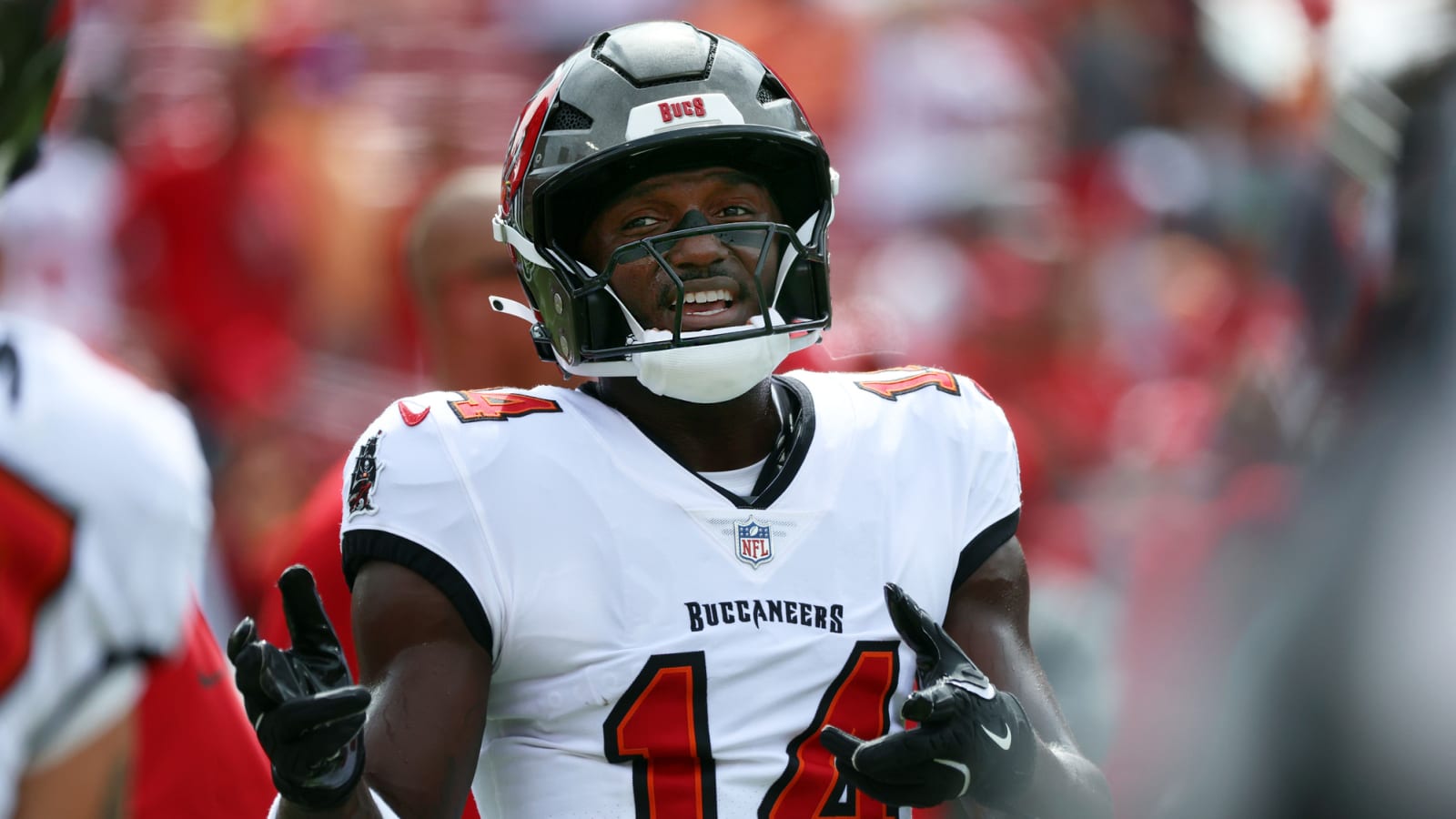 Despite injury concern, keeping Godwin could be right move for Bucs