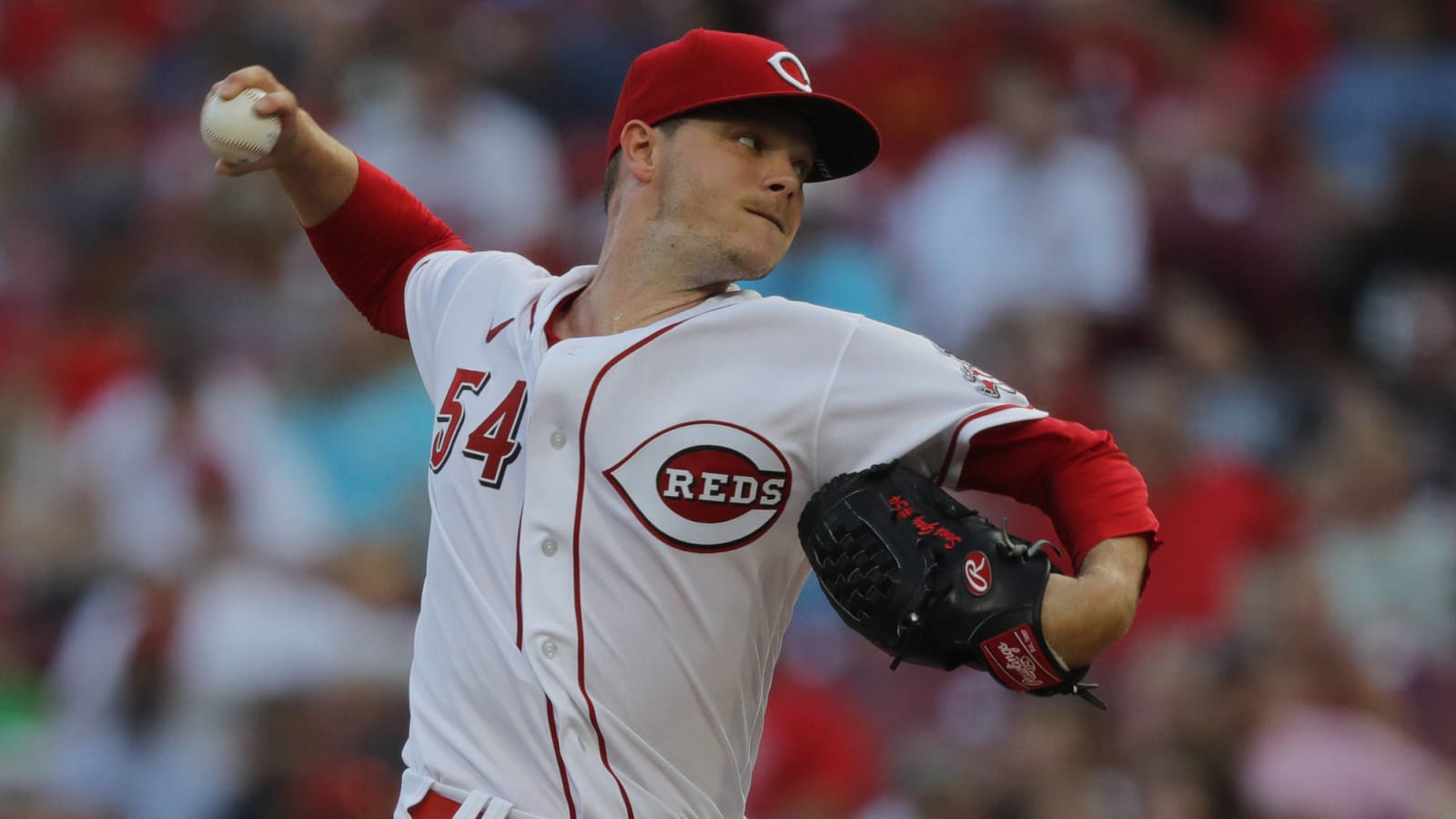 Report: Reds open to trading Gray; Castillo, Mahle 'off limits'