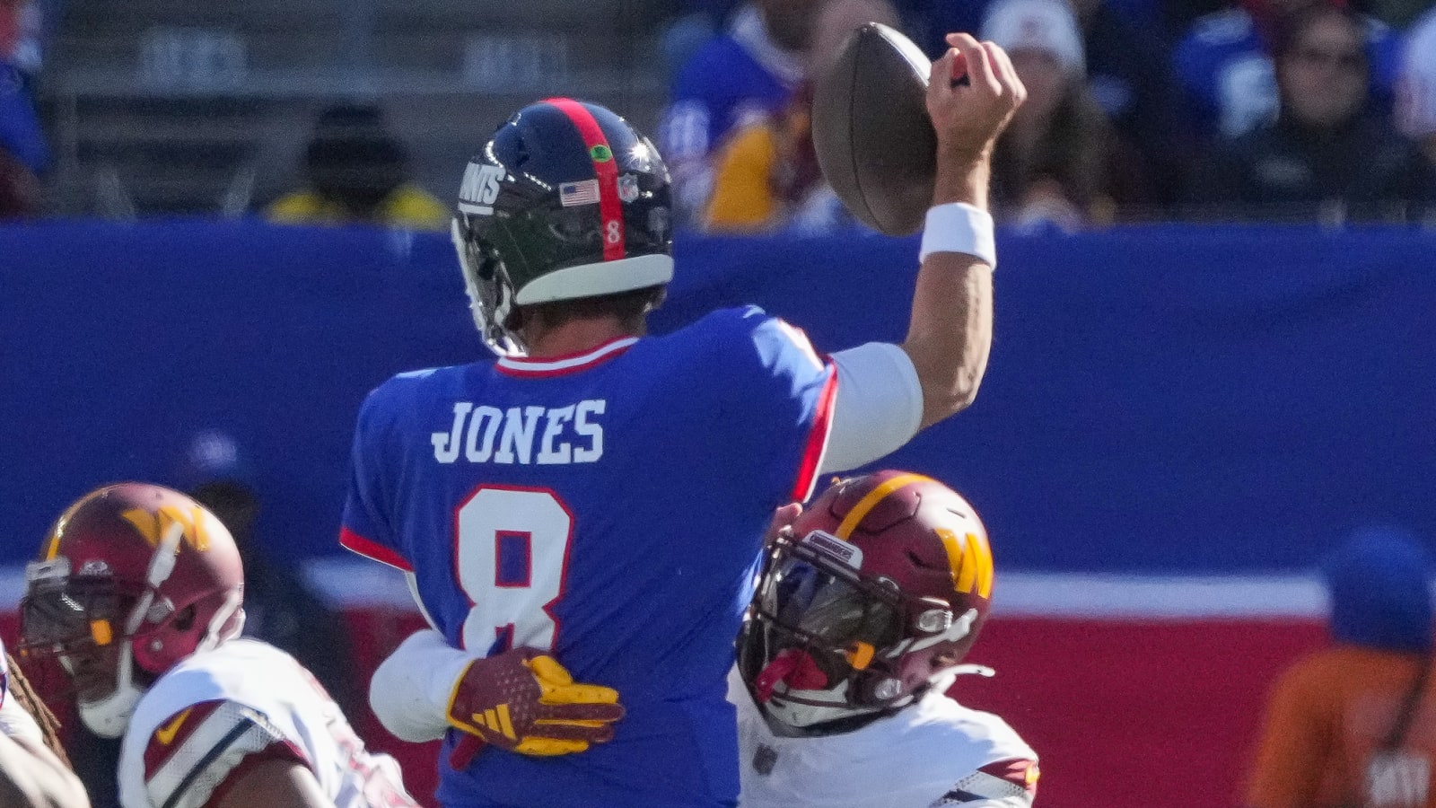 Daniel Jones crumbles under pressure, fumbles vs. Commanders
