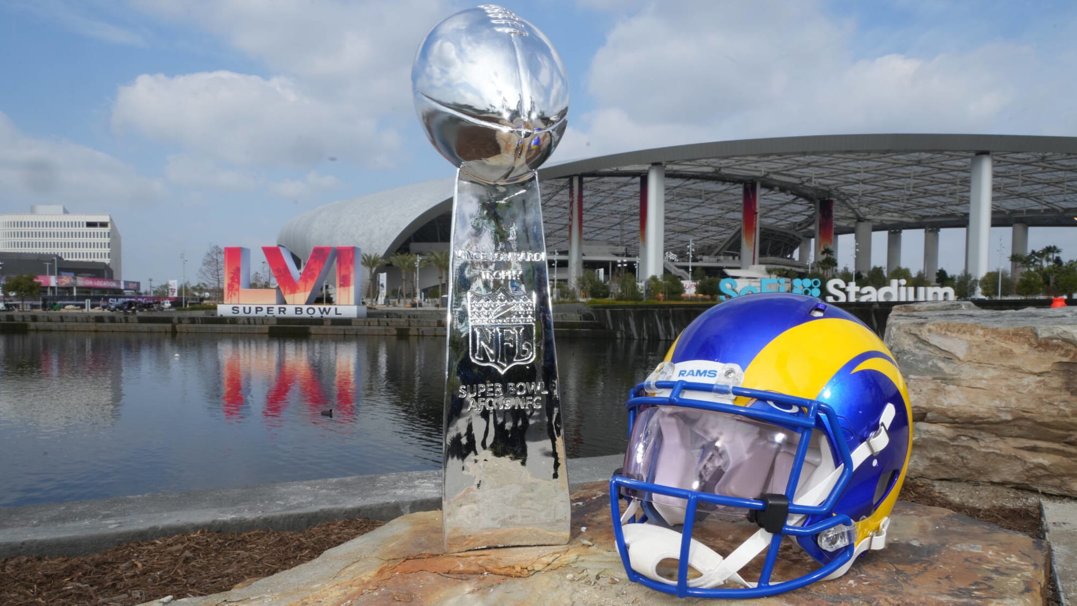 Rams' Super Bowl LVI rings include turf, game ball 