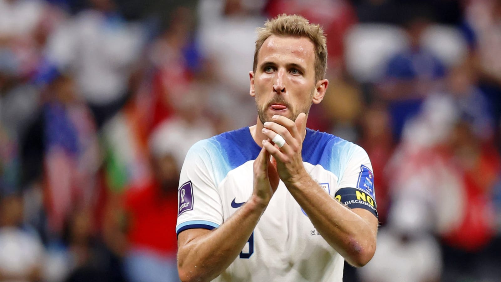 'I could sense the English worry' – Bayern Munich boss Vincent Kompany offers Harry Kane INJURY update as player limps off against Borussia Dortmund