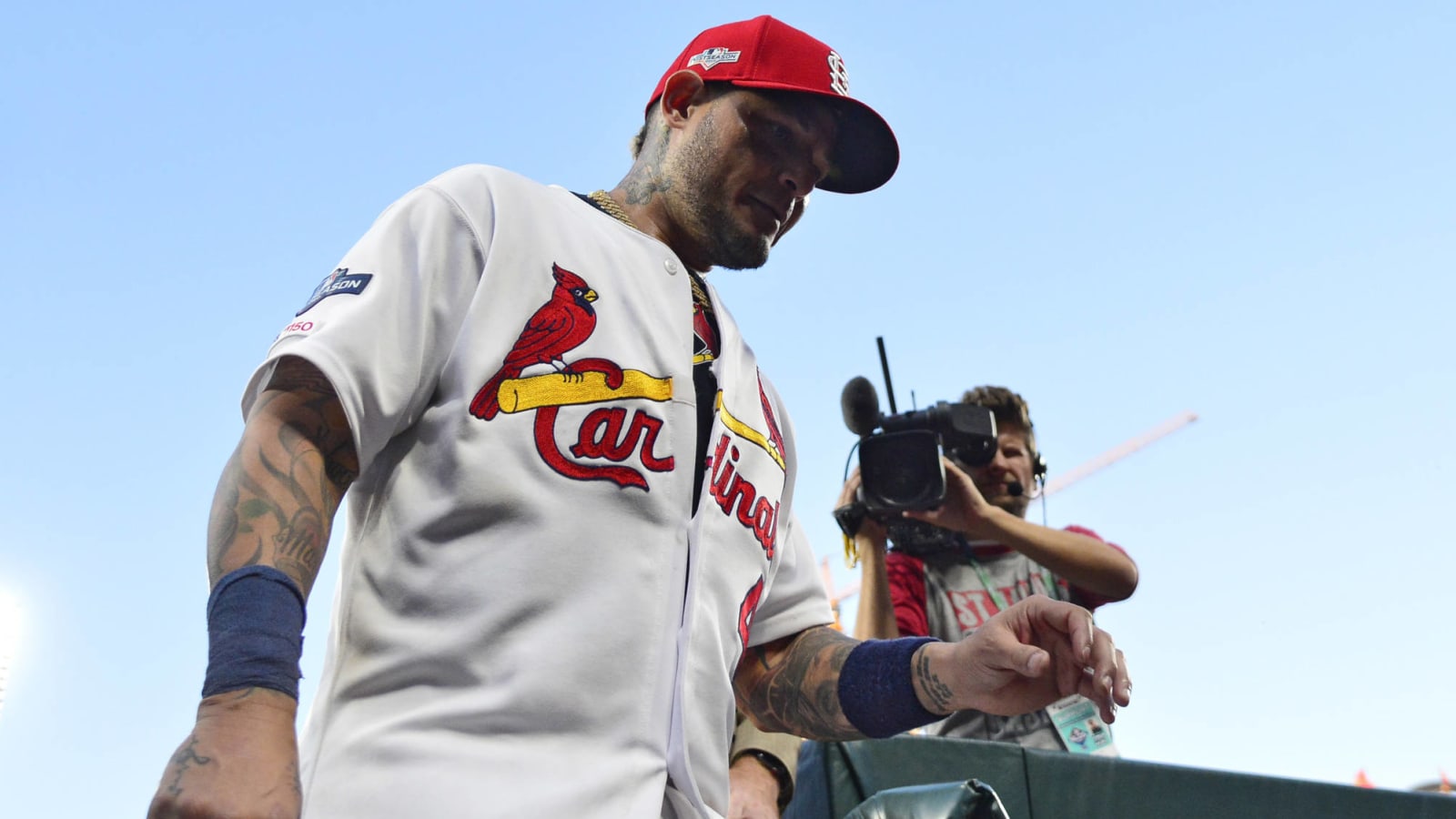 Molina launches bat, does throat slash after winning game for Cardinals