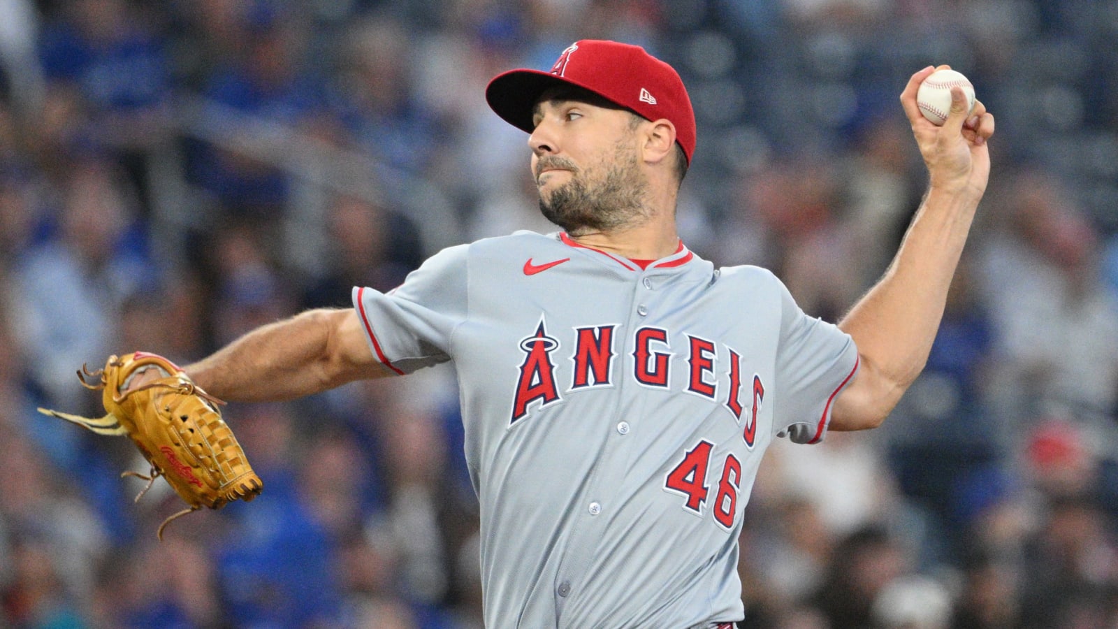 Angels avoid arbitration with lefty reliever