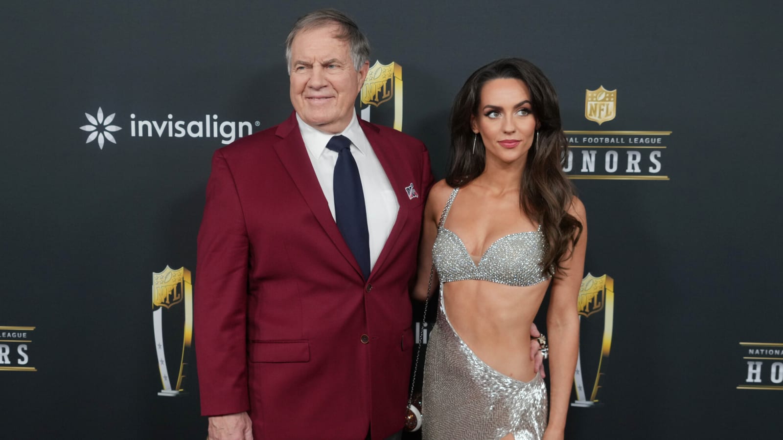Bill Belichick’s girlfriend wore the funniest shirt at Super Bowl