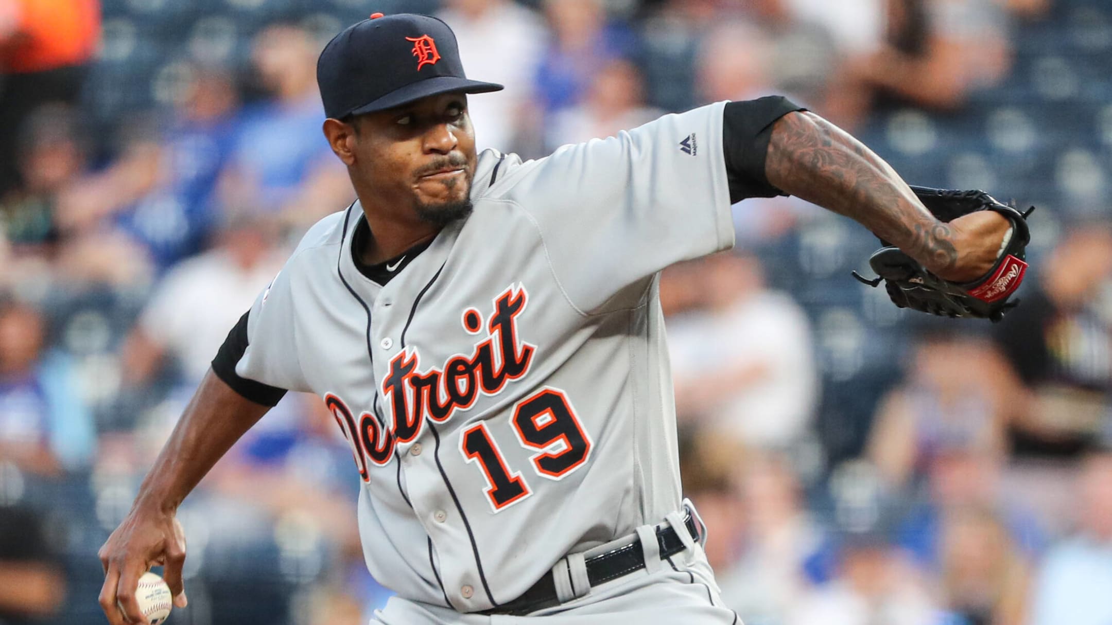 Veteran pitcher Edwin Jackson announces retirement after 17