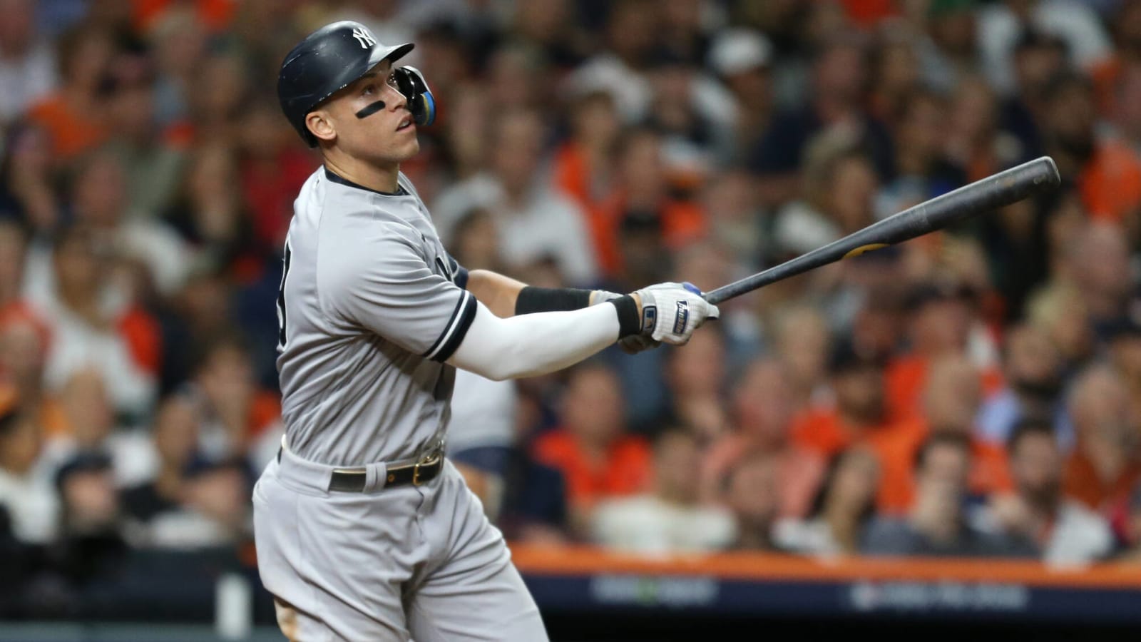 Identity of lucky fan who caught Aaron Judge's 62nd home run ball