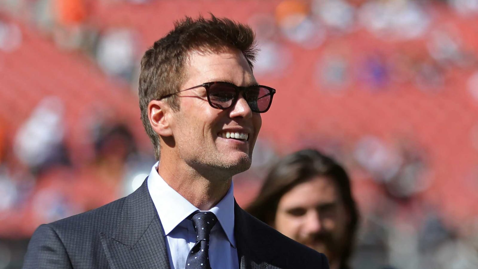 Gronkowski offers honest review of Brady's announcing debut