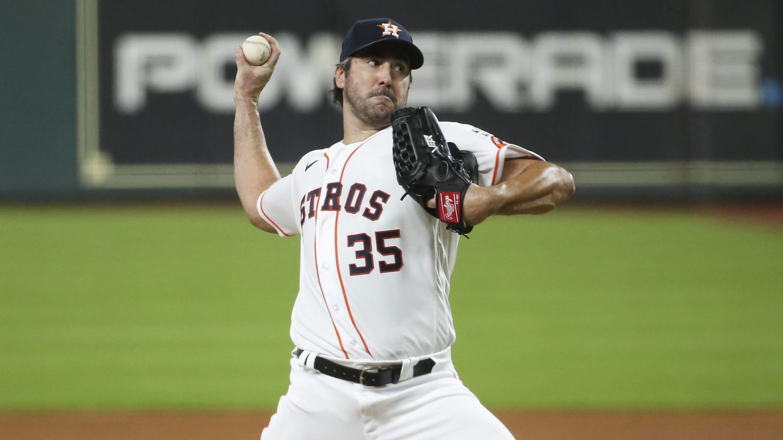 Verlander believed to prefer signing with East Coast team