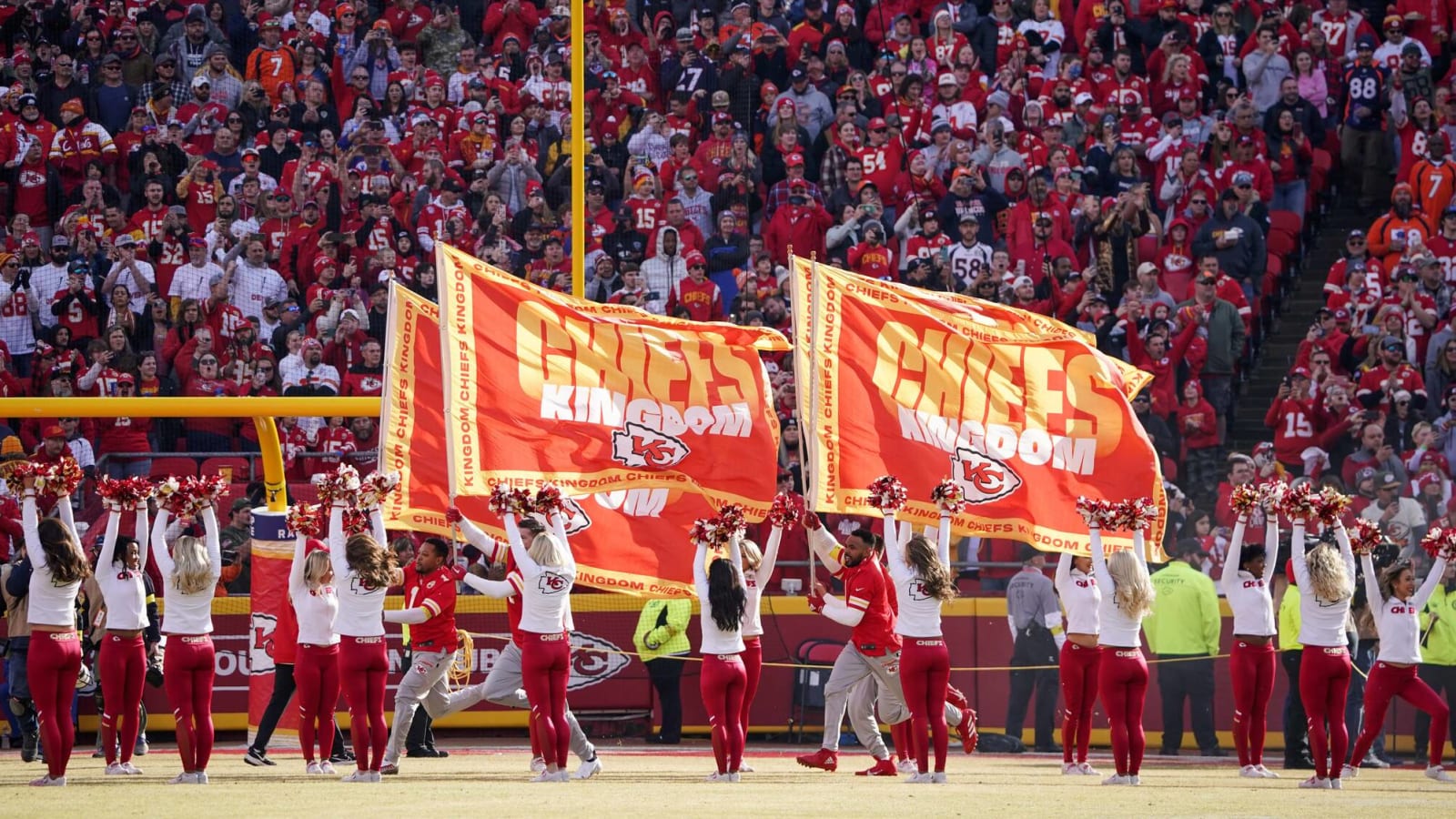 Arrowhead, MetLife on opposite ends of best/worst stadiums