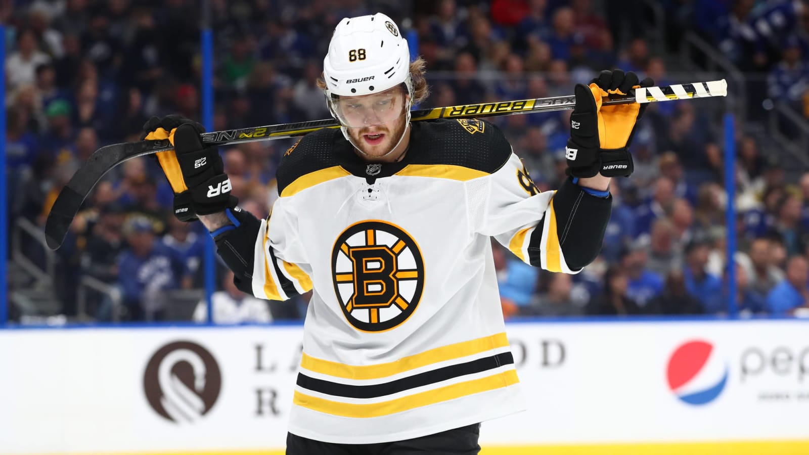 David Pastrnak ties Jaromir Jagr's record with fourth-straight Czech Player of Year Award