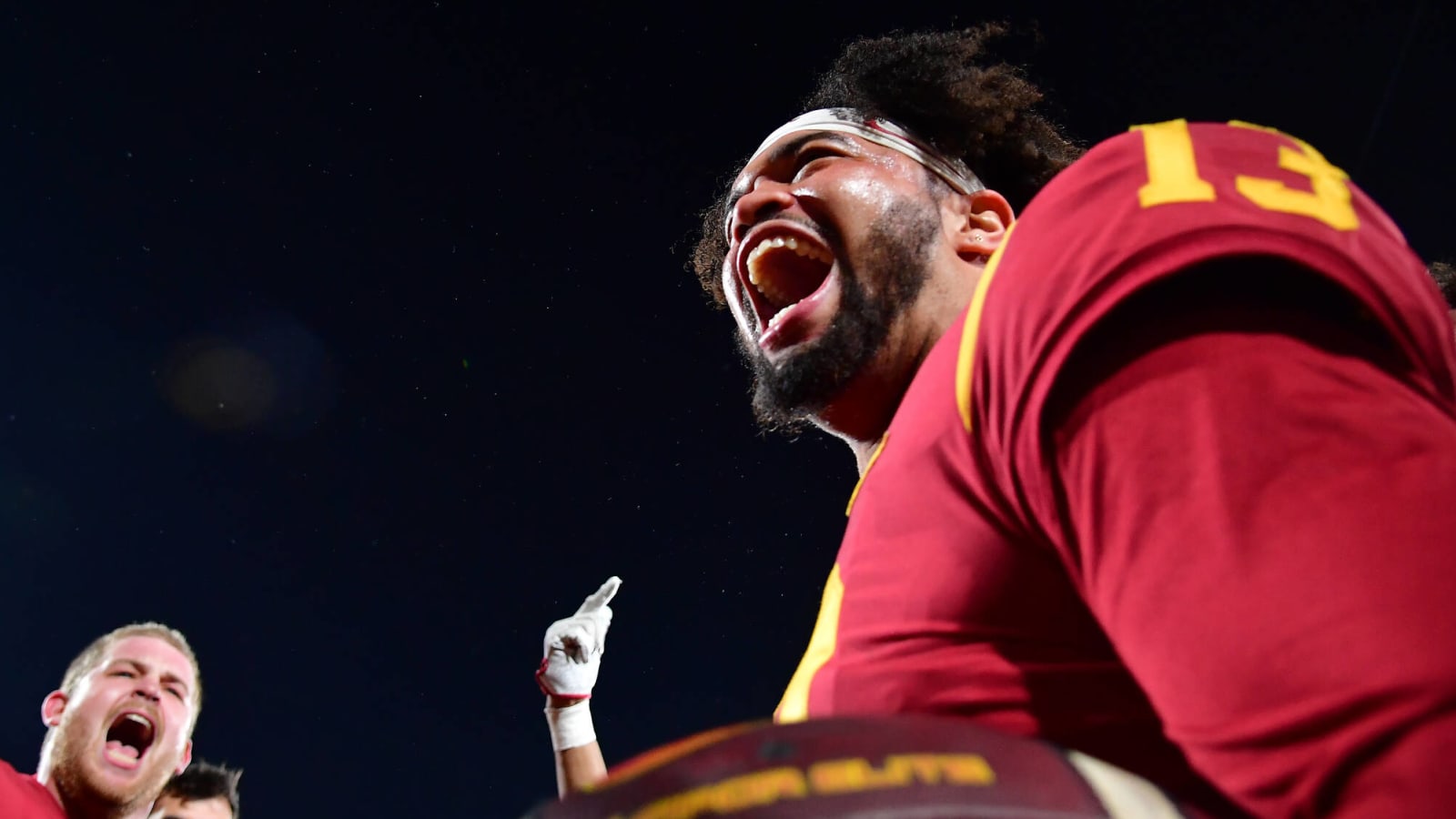 Caleb Williams has Heisman moment in win over UCLA