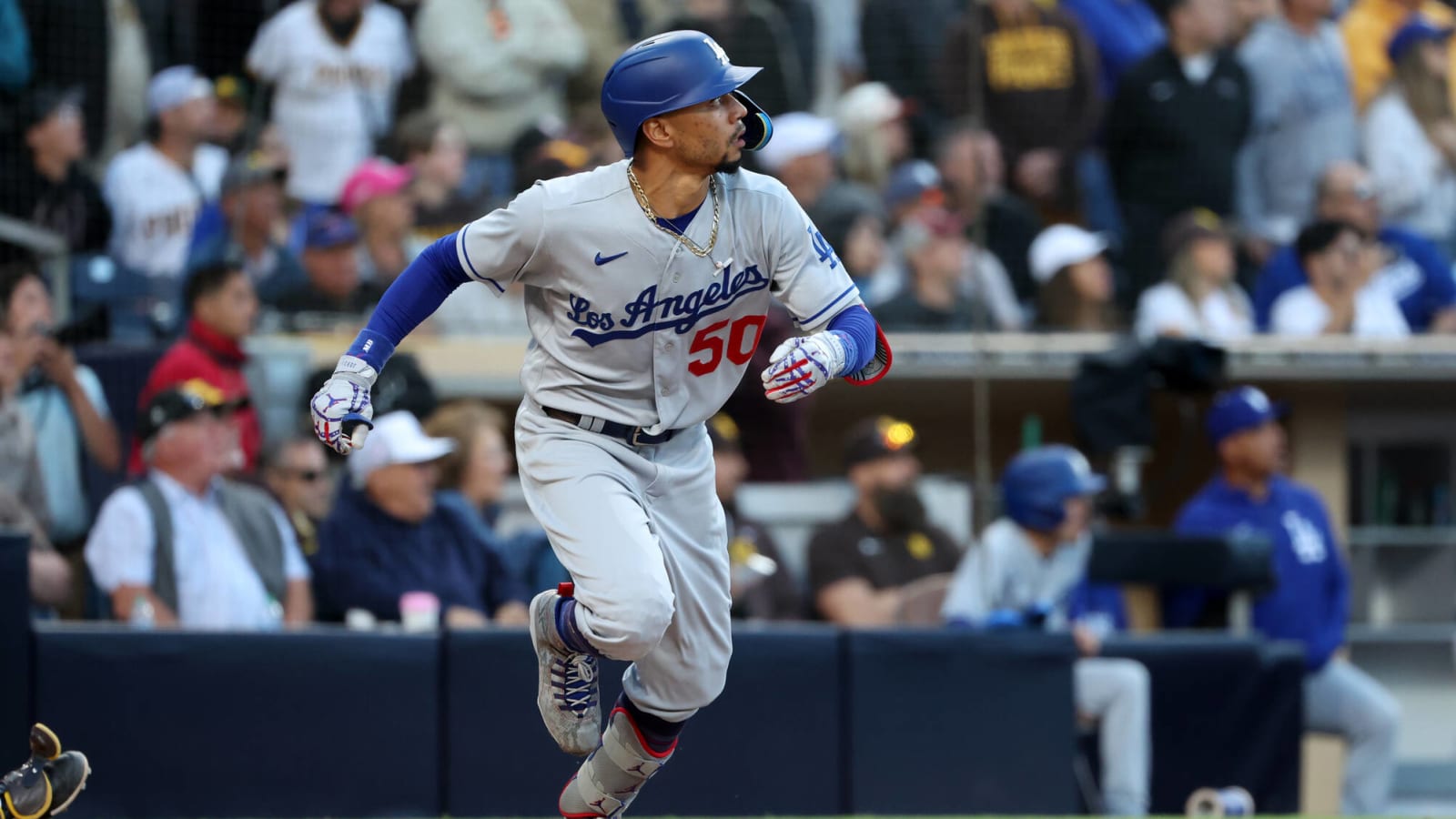 Dodgers steal series from Padres with late heroics Yardbarker