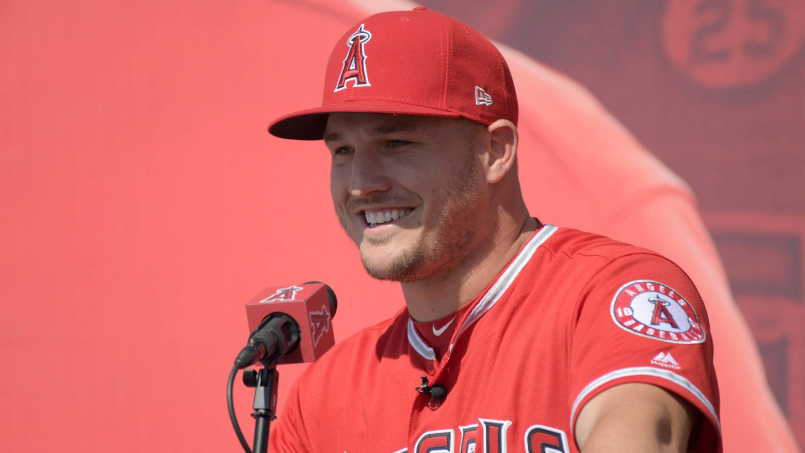 Mike Trout, Andrew Luck engage in awkward dance-off in new commercial