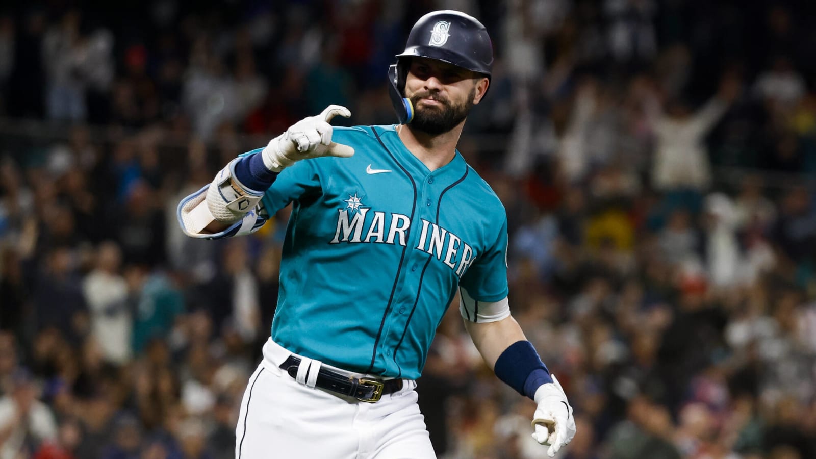 A career day for Jesse Winker