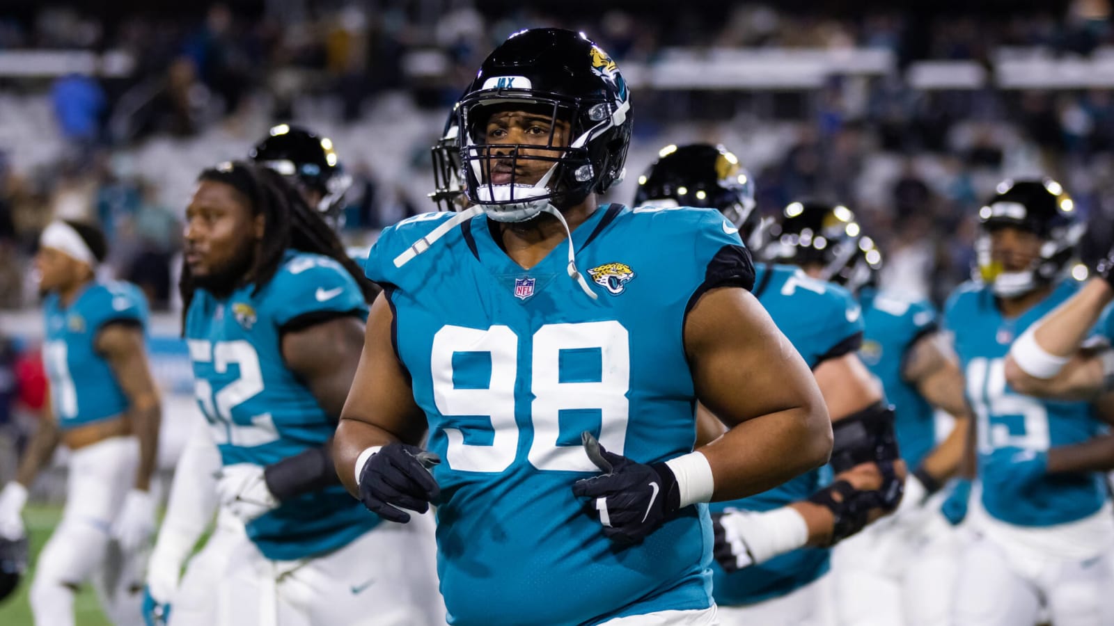 Veteran NFL DL hangs up cleats after 12-year career