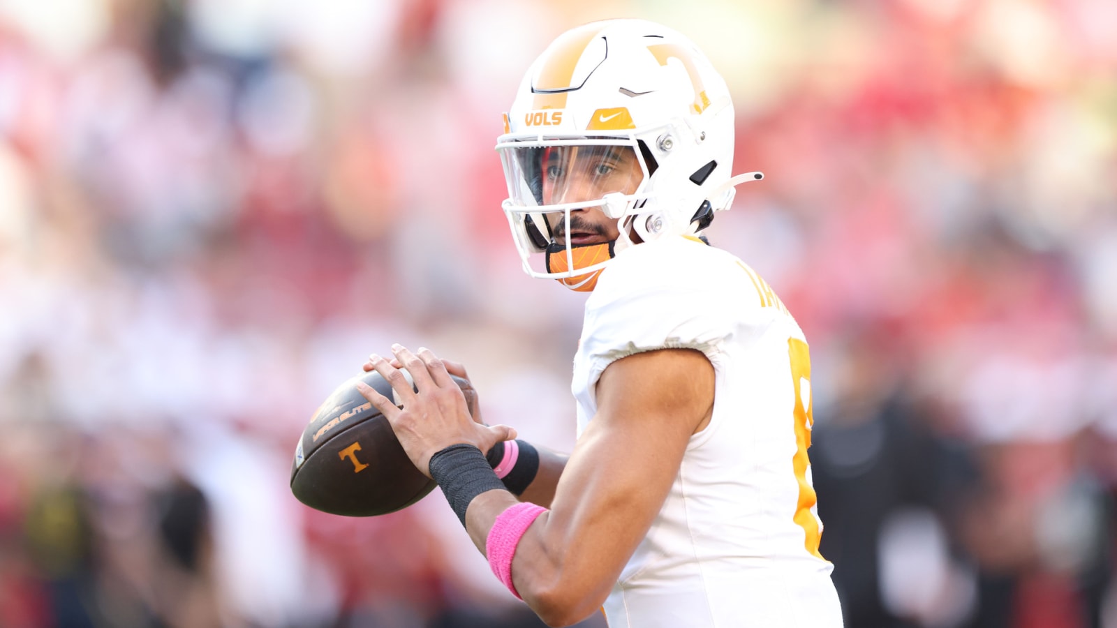 National media outlet makes big prediction for Tennessee Vols&#39; matchup against Florida Gators
