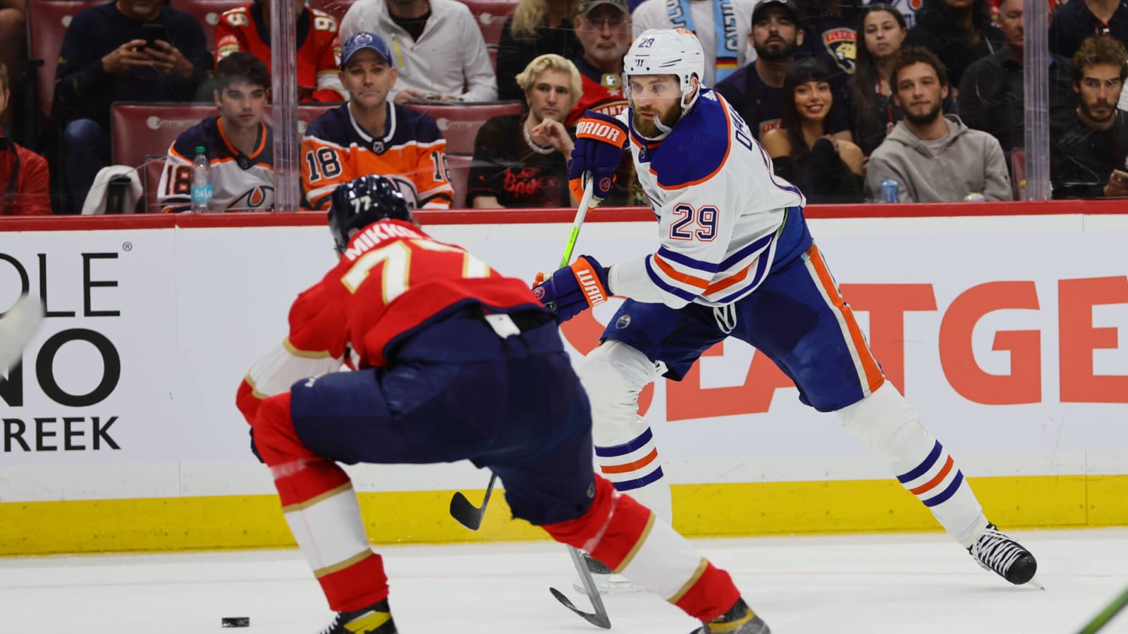 Panthers, Oilers Get Physical in Battle for the Stanley Cup