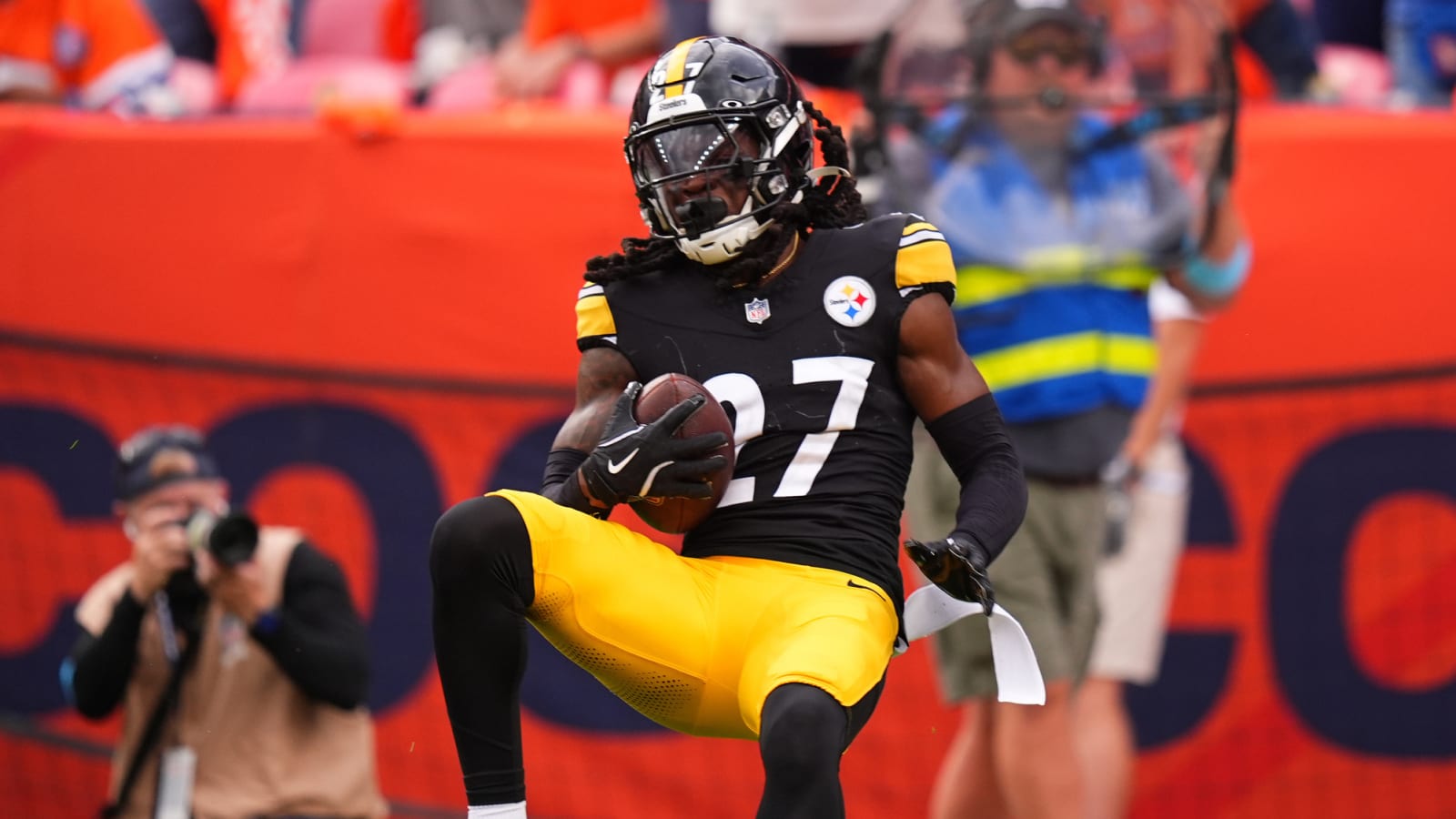 Steelers&#39; Cory Trice Jr Isn&#39;t Scared To Challenge Chiefs&#39; Patrick Mahomes