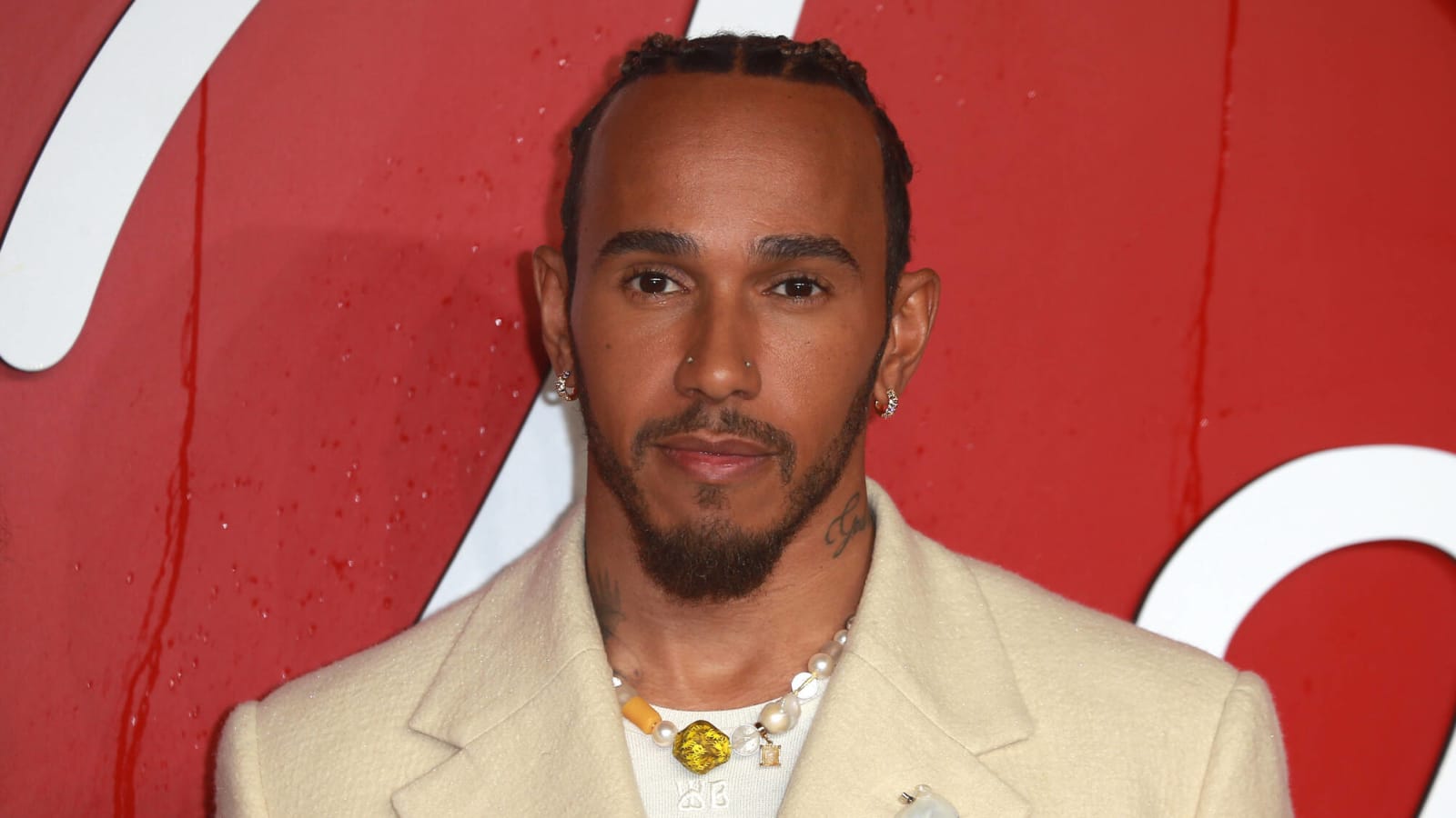 Lewis Hamilton gives a fascinating take on his ‘love-hate relationship’ with F1