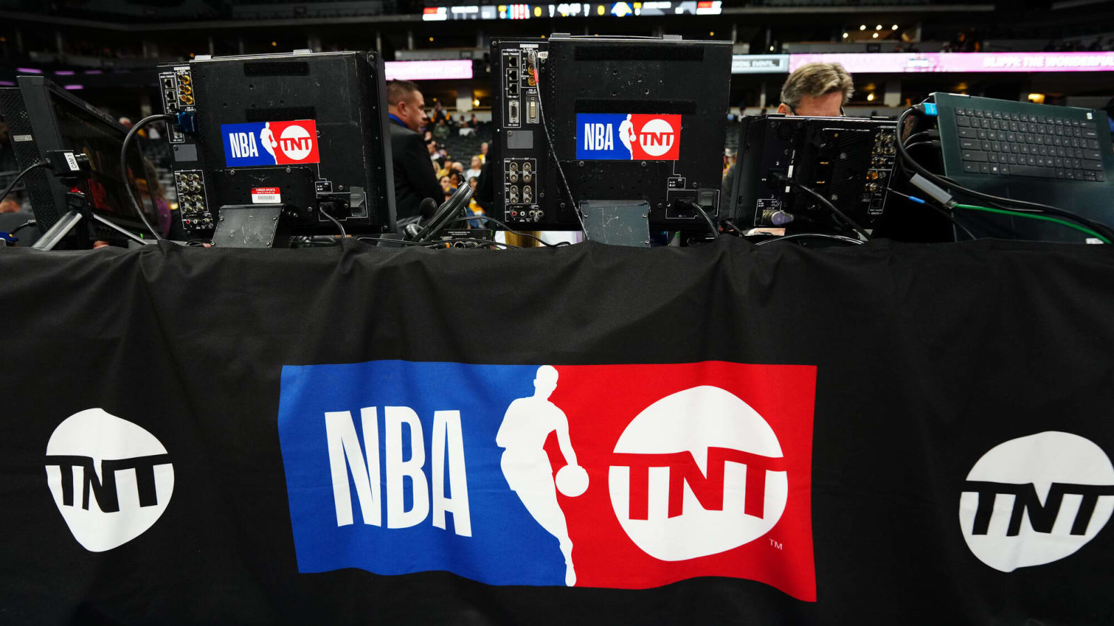 TNT not throwing in towel on potential media deal with NBA