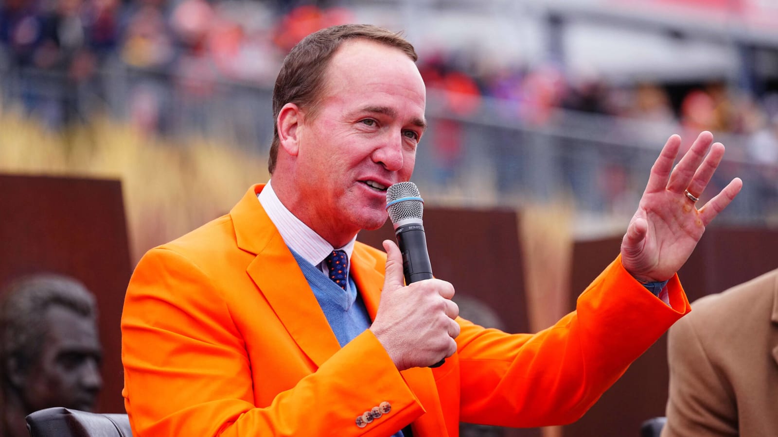 Report reveals Peyton Manning’s potential role with Broncos