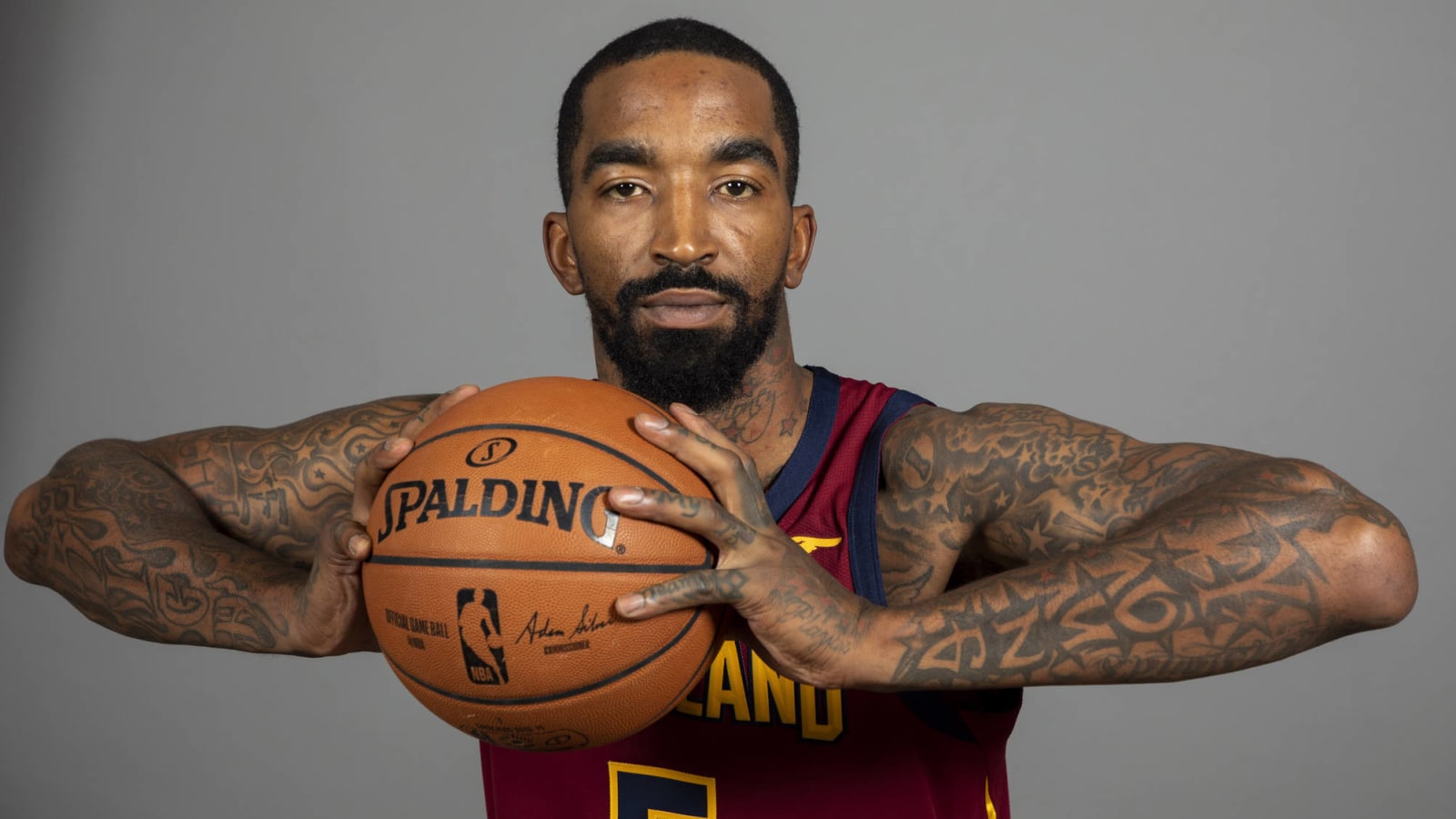 Video shows JR Smith beating man who smashed his car during protests