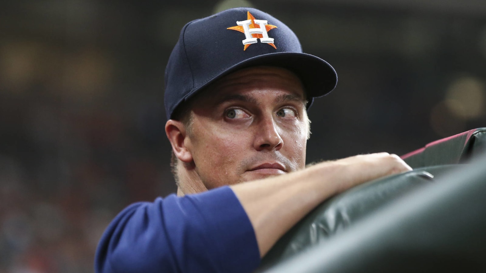 Watch: Zack Greinke had great reaction to Carlos Correa's cannon throw