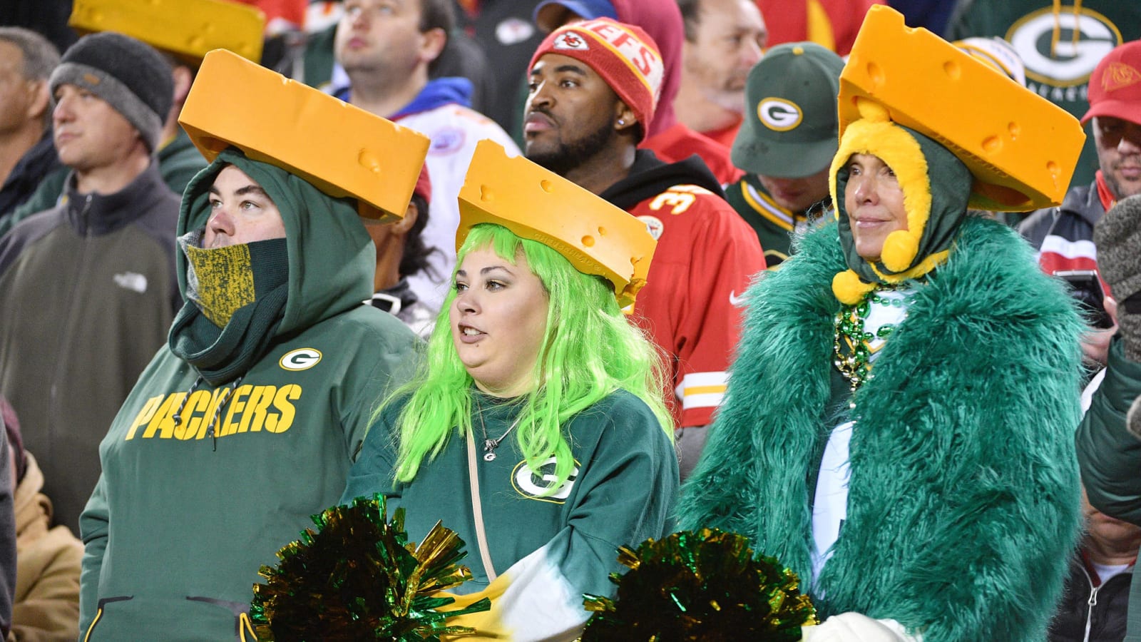 Packers warn games could have no fans, masks will be required