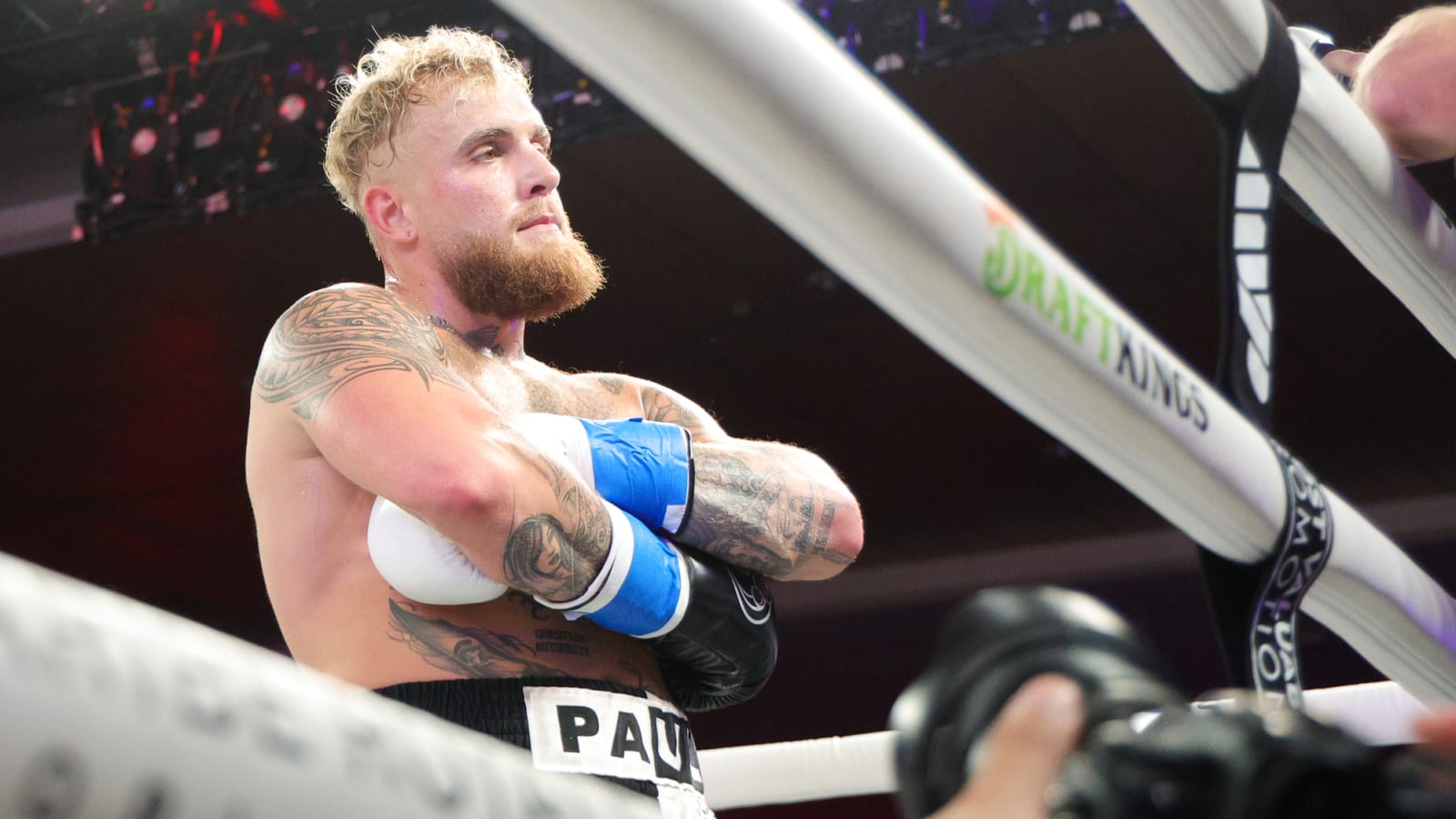 Jake Paul vs Mike Perry: Live Round-By-Round Updates & Scoring