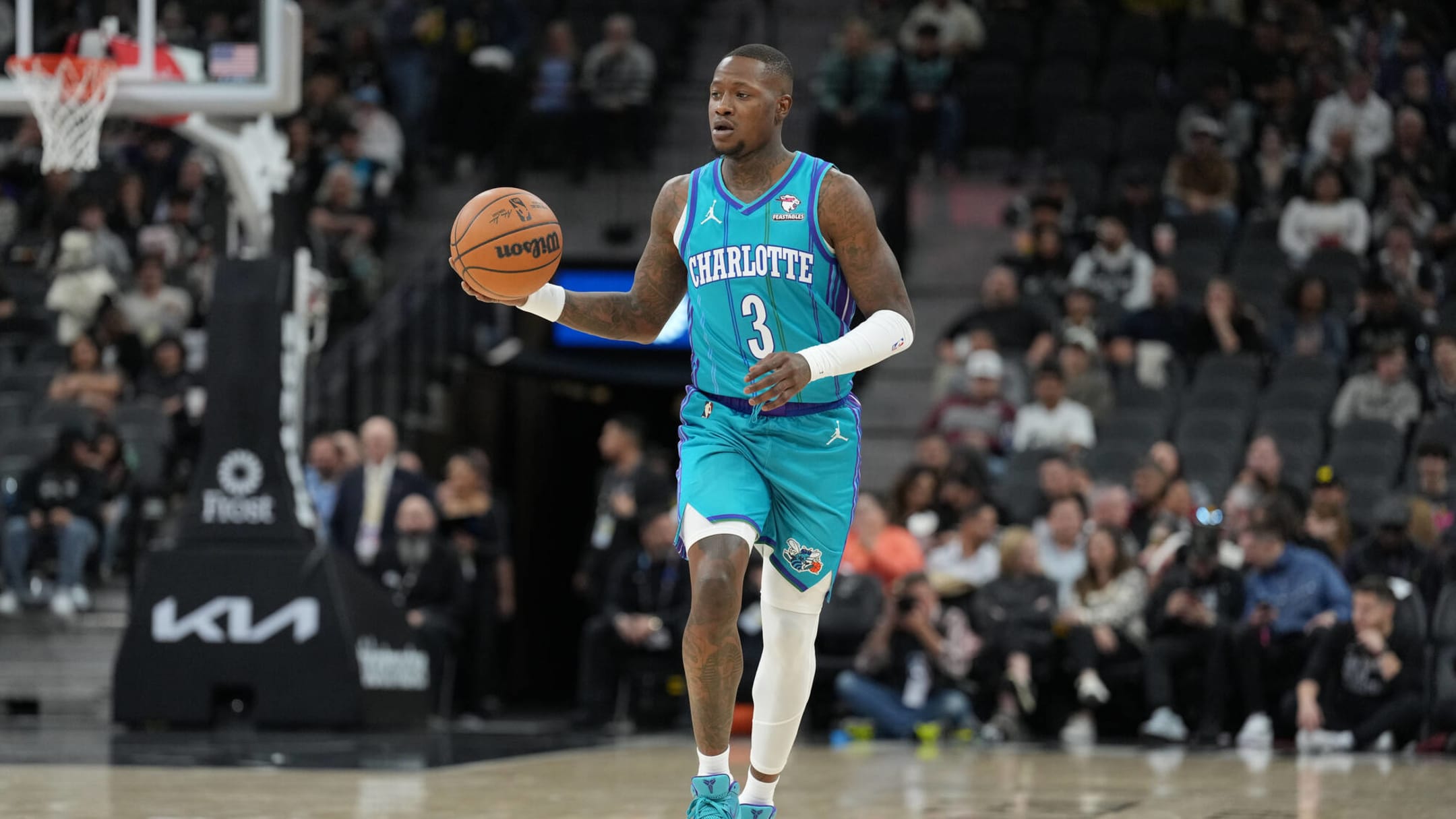 Rumor: Hornets rookie Brandon Miller not available in trade talks - Yahoo  Sports