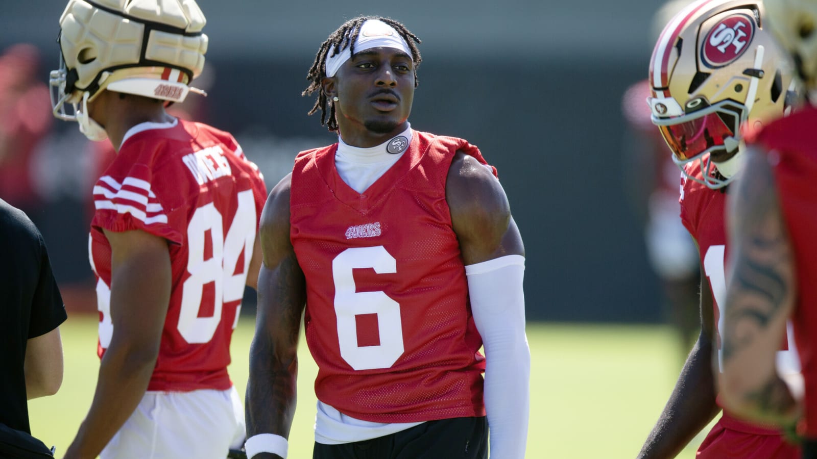 Eagles Get Started On 2025 With Futures Signings Yardbarker