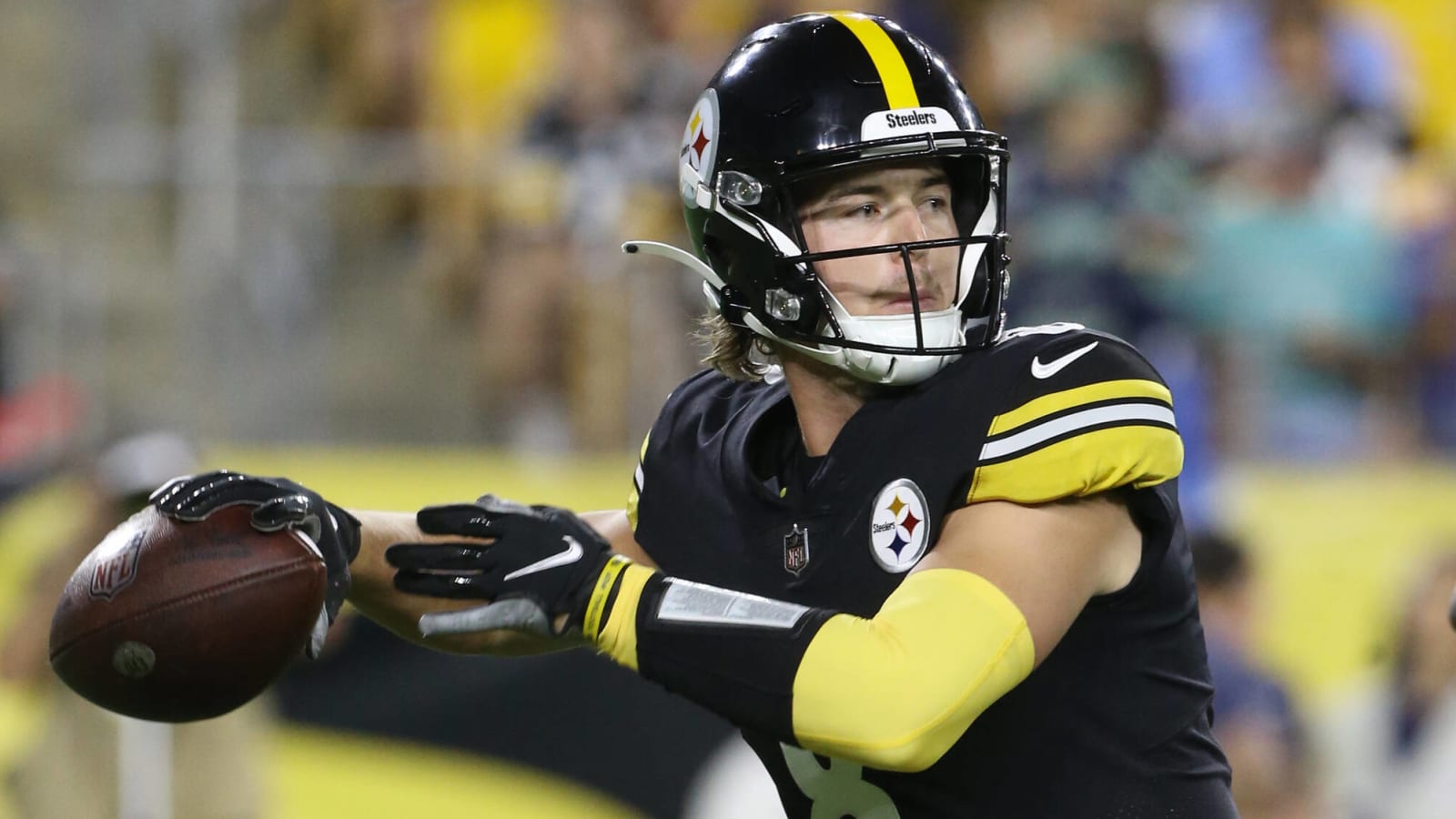 Drafting QB Kenny Pickett named 'best move of the 2022 offseason' for
