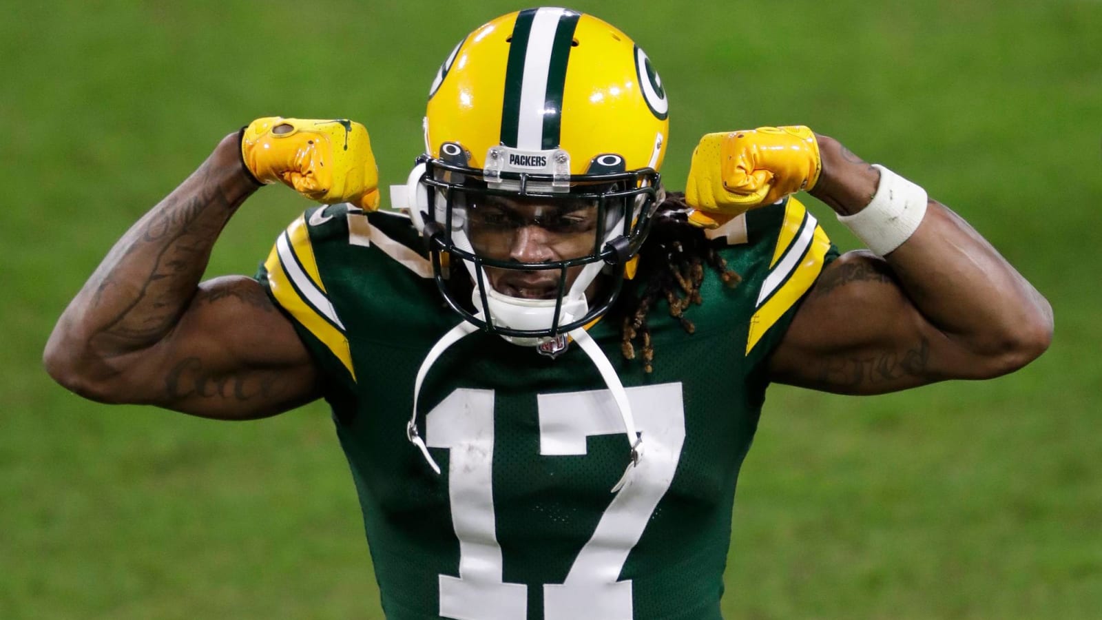 Davante Adams reportedly open to remaining with Packers