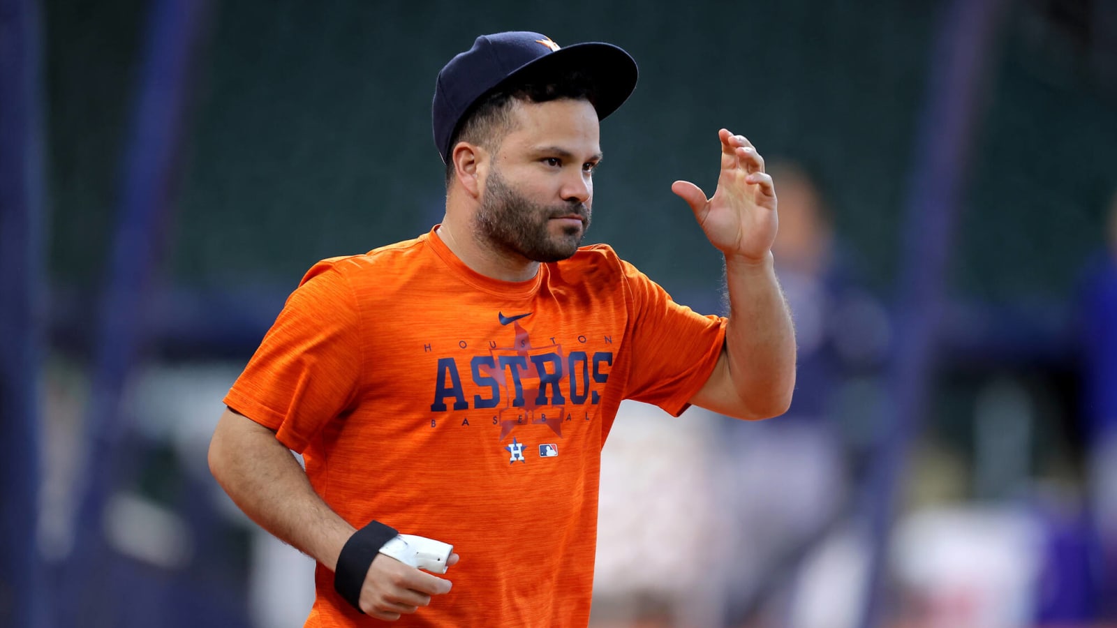 Astros GM: Jose Altuve 'ahead of schedule' in recovery