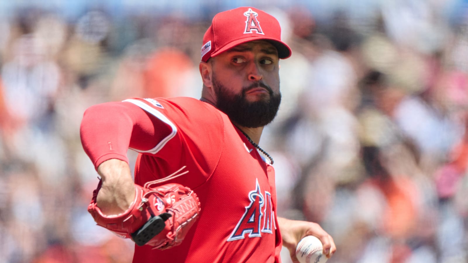 Red Sox add more pitching depth, sign LHP to multiyear deal