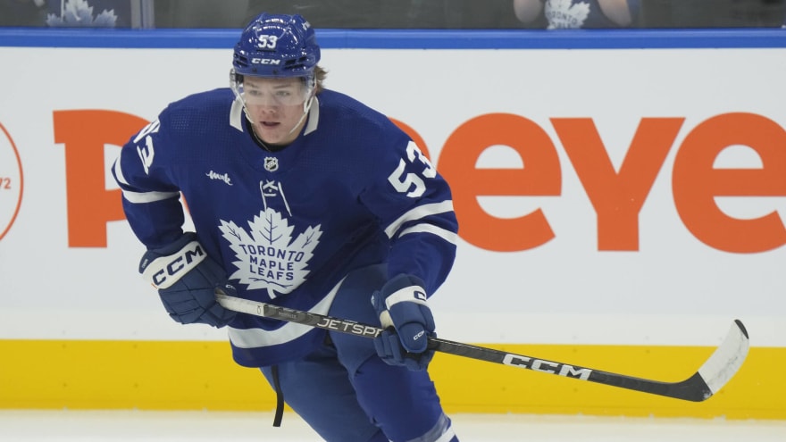 Jagger Firkus beats out Leafs prospect Easton Cowan for CHL Player of the Year award