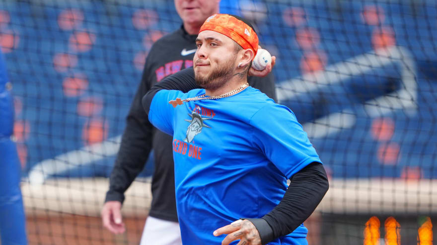 Mets set a date for their star catcher to begin a rehab assignment