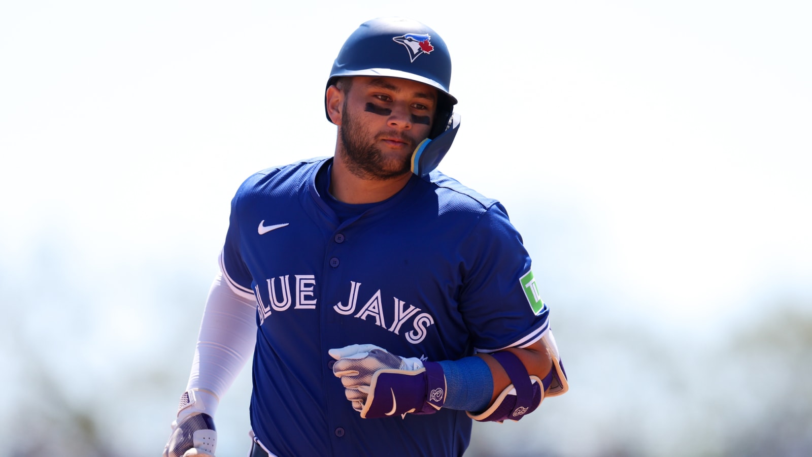 Bo Bichette is forcing the Toronto Blue Jays to make him a massive offer