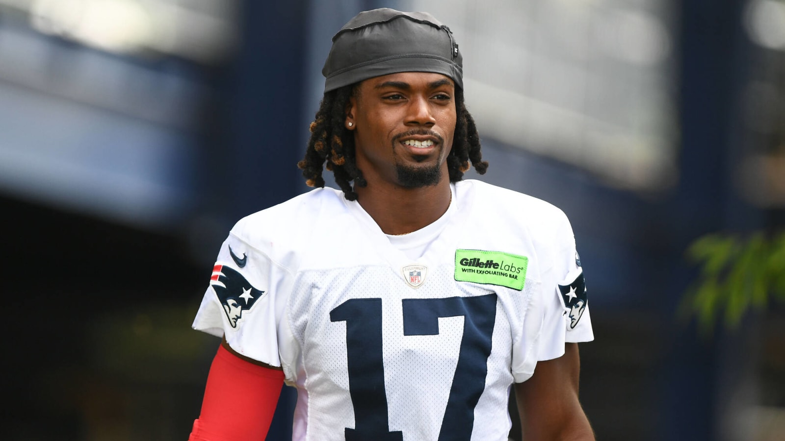 New England Patriots release WR