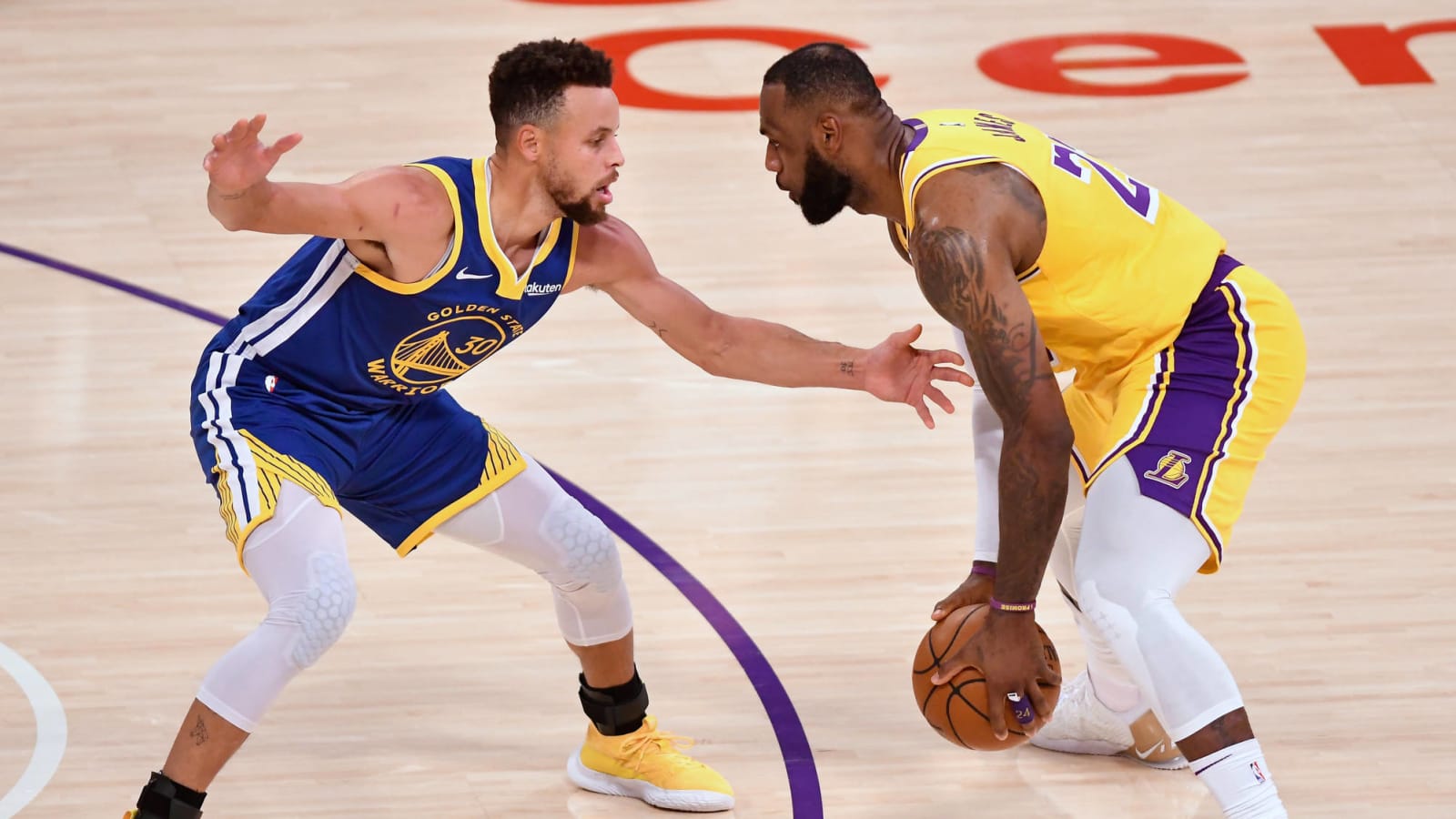 Steph Curry weighs in on rivalry with LeBron James