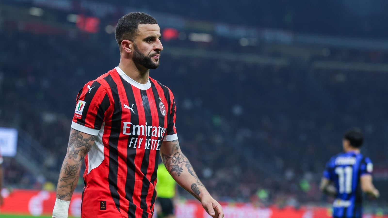 Walker undergoes surgery as Man City transfer complication emerges