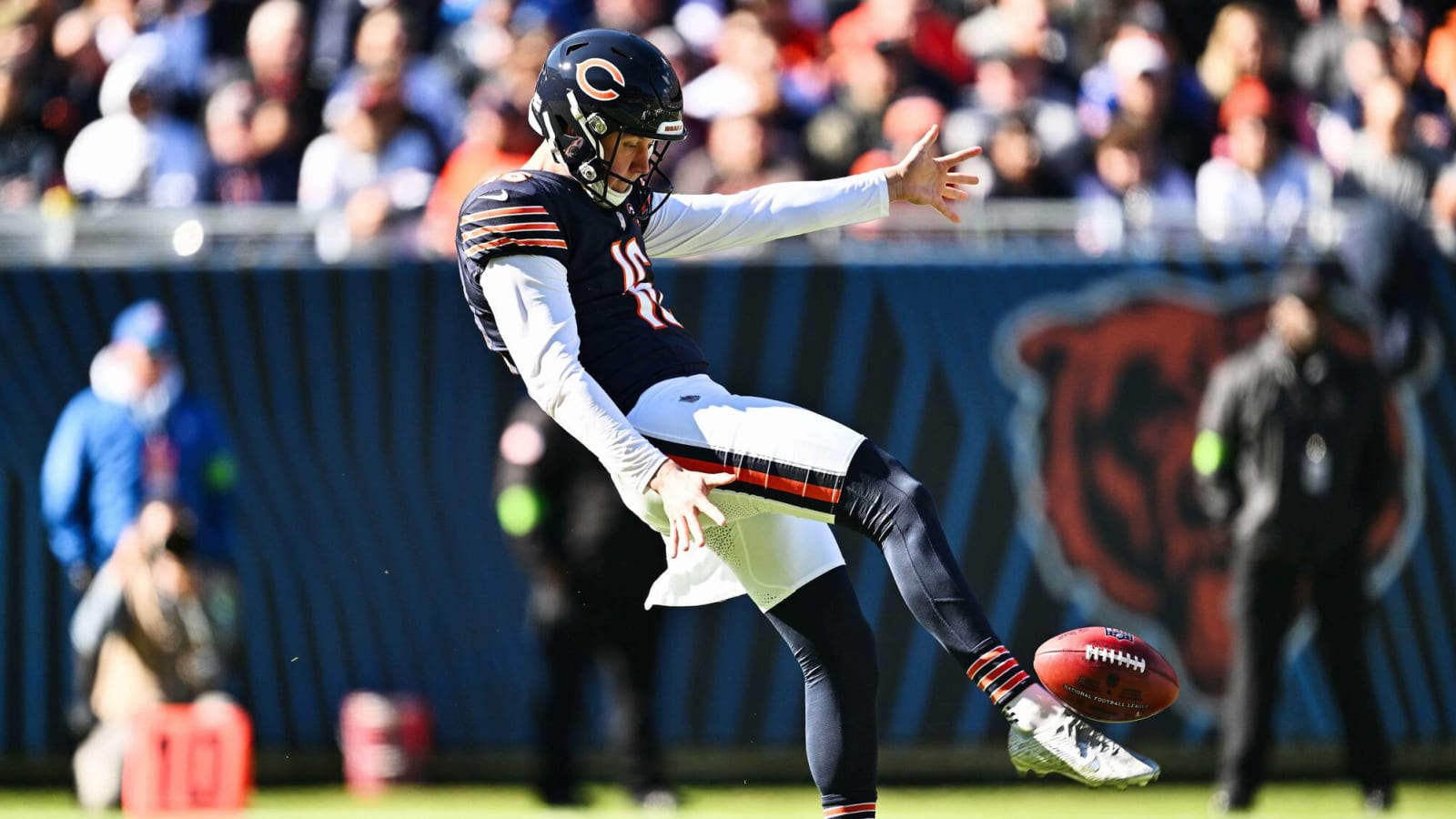 Bears waiving special teams starter after drafting replacement